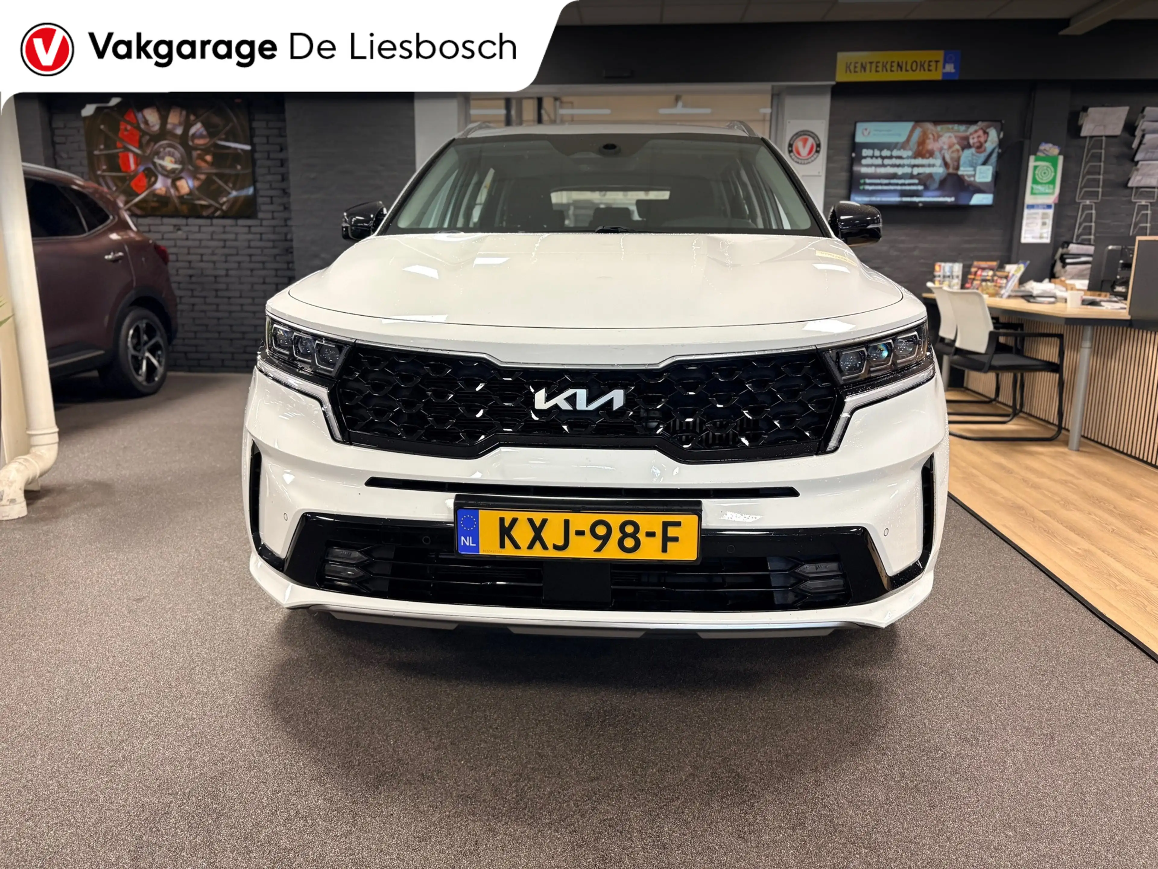 Kia Sorento 1.6 T-GDI Plug-in Hybrid 4WD DynamicLine 7persoons — photo 9