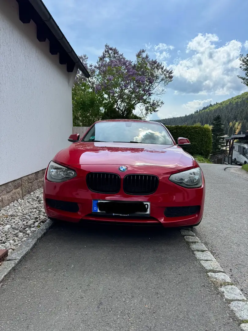 BMW 114 114 i Czerwony - 2