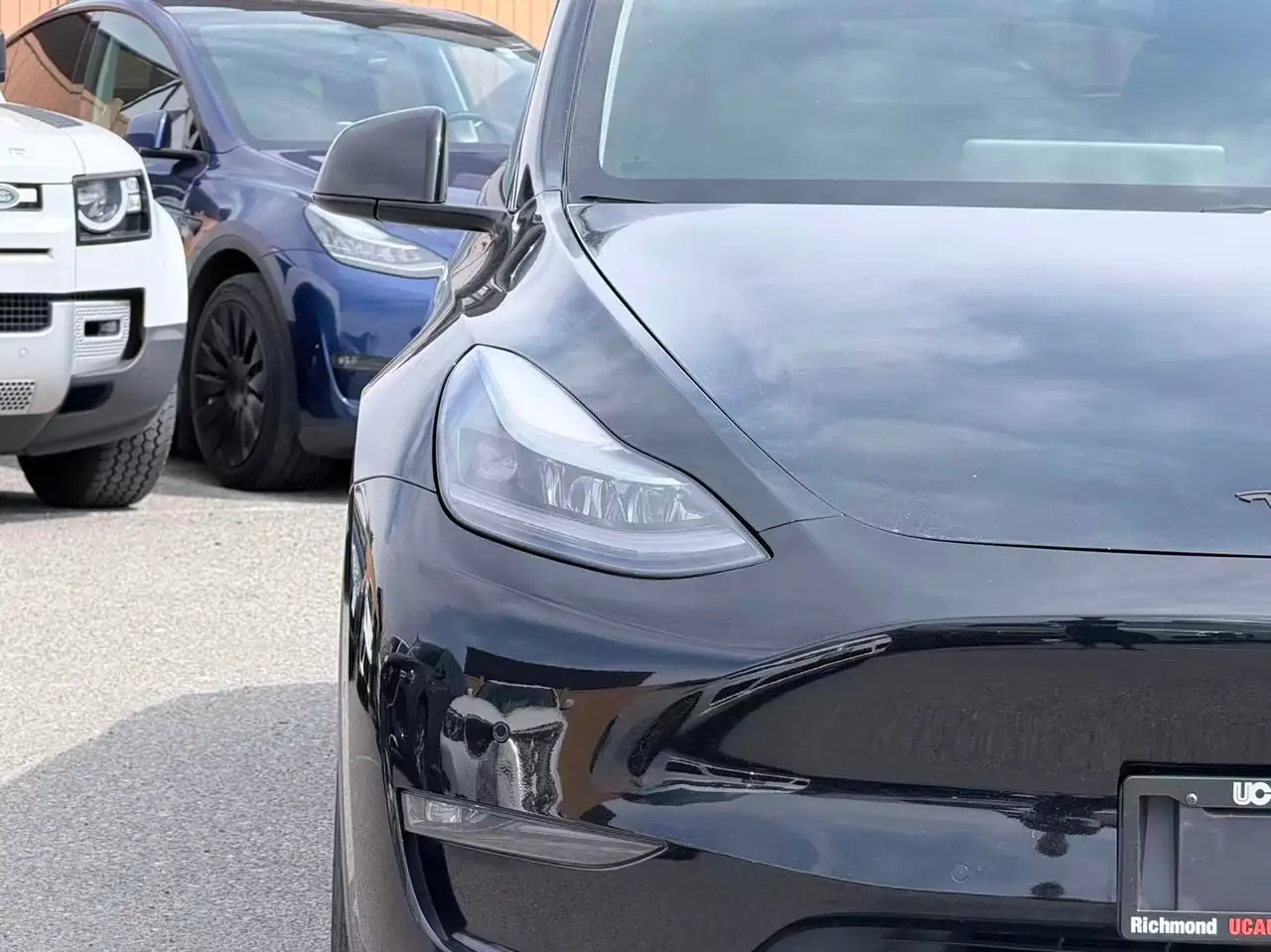 Tesla Model Y photo Tesla Model Y