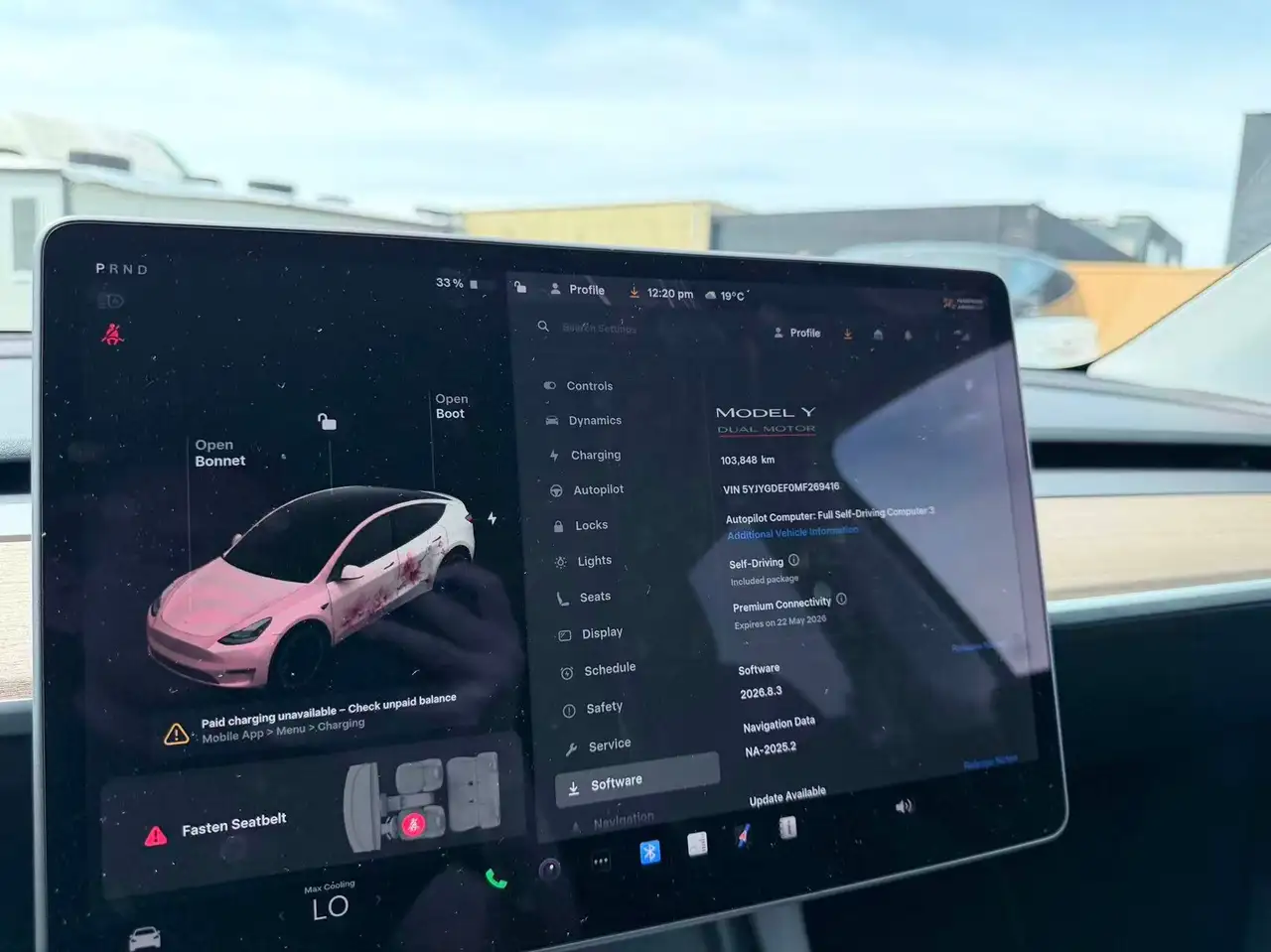 Tesla Model Y photo Tesla Model Y