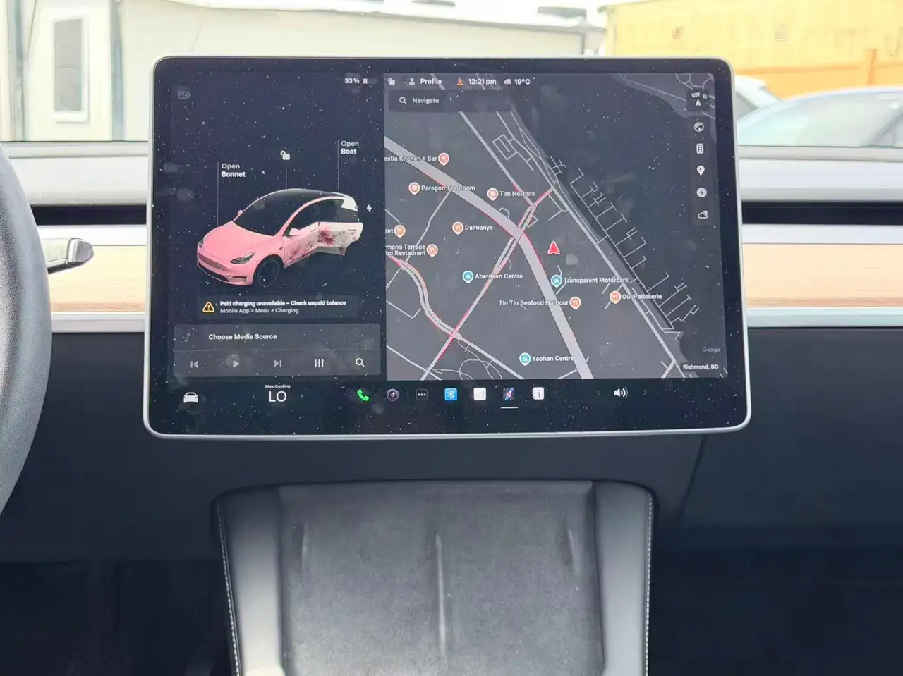 Tesla Model Y photo Tesla Model Y