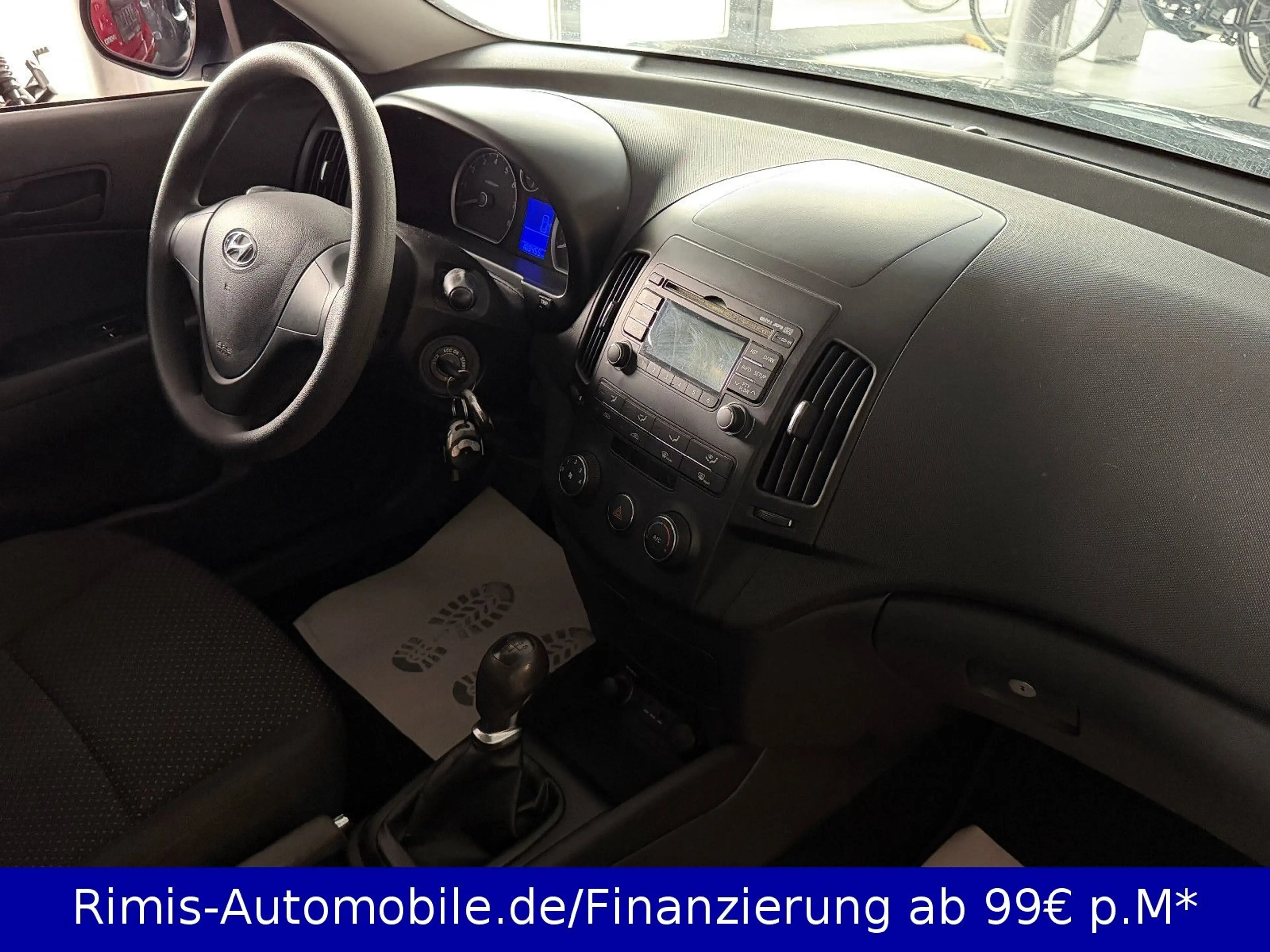 Hyundai i30 1.4 Edition Plus Klima TÜV Neu 1.Hand USB — photo 9