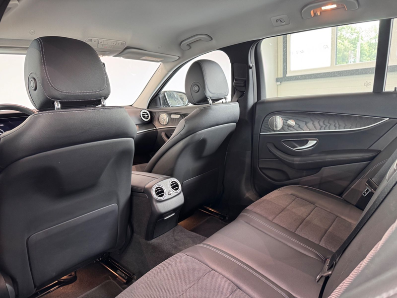 Mercedes-Benz E 220 dT*AMG*WIDESCREEN*LED HIGH PERF*BURMEST*360 — photo 15