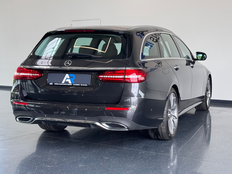 Mercedes-Benz E 220 dT*AMG*WIDESCREEN*LED HIGH PERF*BURMEST*360 — photo 7