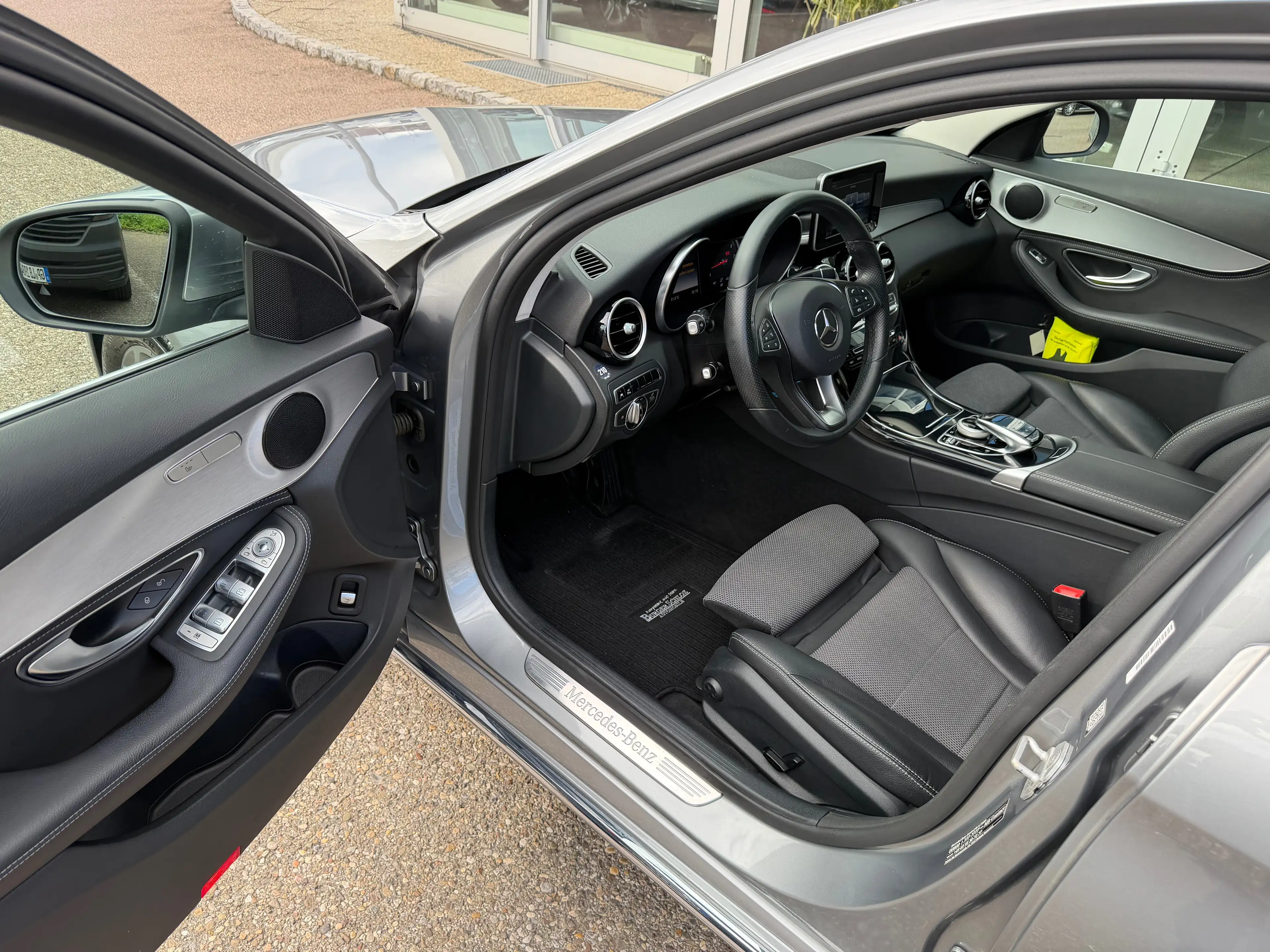 Mercedes-Benz C 180 C180 T 7G-TR. Avantgarde *NAVI/LED/AHK/SPURH./TOTW.* — photo 12