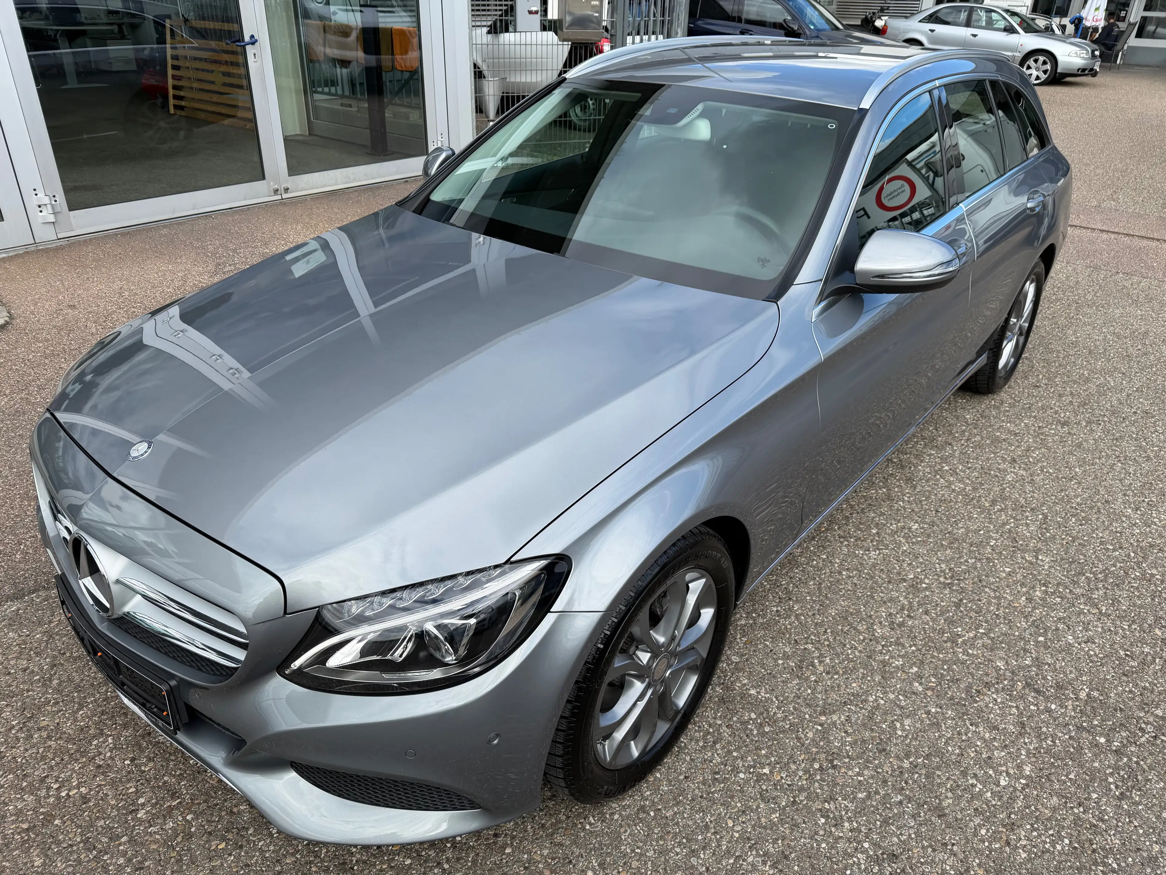 Mercedes-Benz C 180 C180 T 7G-TR. Avantgarde *NAVI/LED/AHK/SPURH./TOTW.* — photo 2