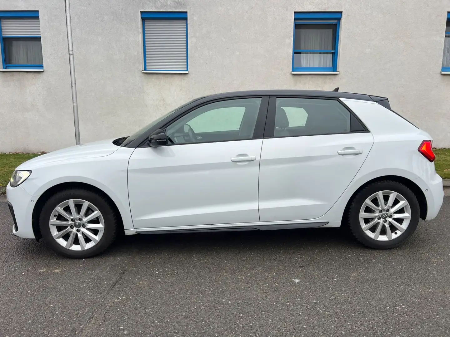 Audi A1 SB 30 TFSI intense S-tronic Weiß - 2