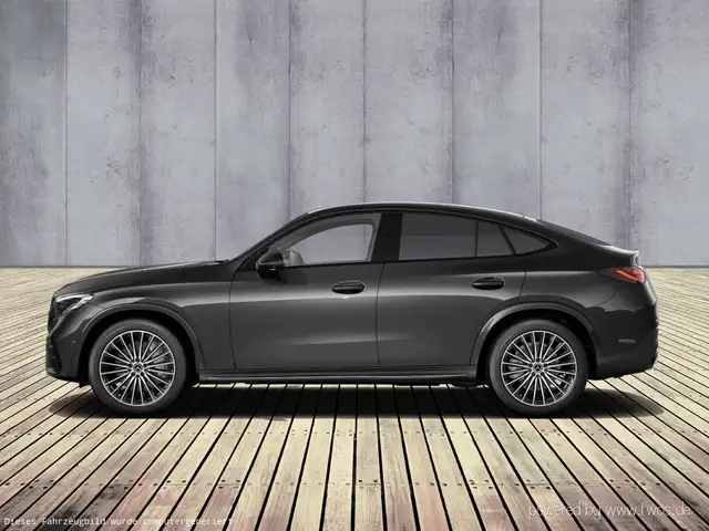 Mercedes-Benz GLC view 3