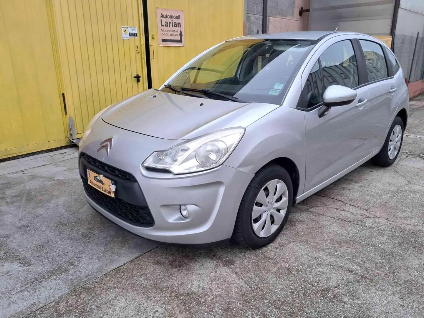Citroen C3 1.1 Ideal ok neopatentati Grigio - 1