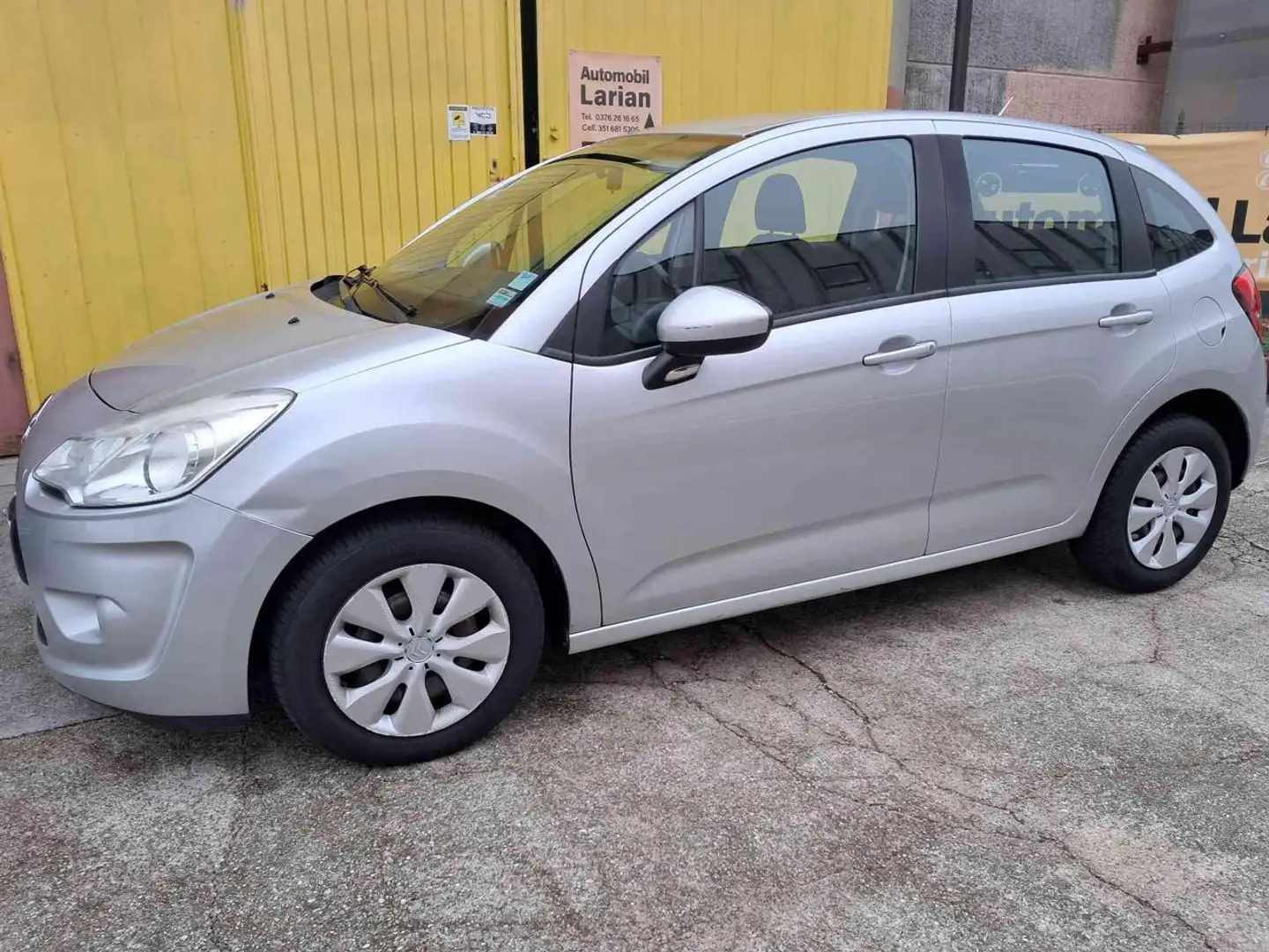 Citroen C3 1.1 Ideal ok neopatentati Grigio - 2