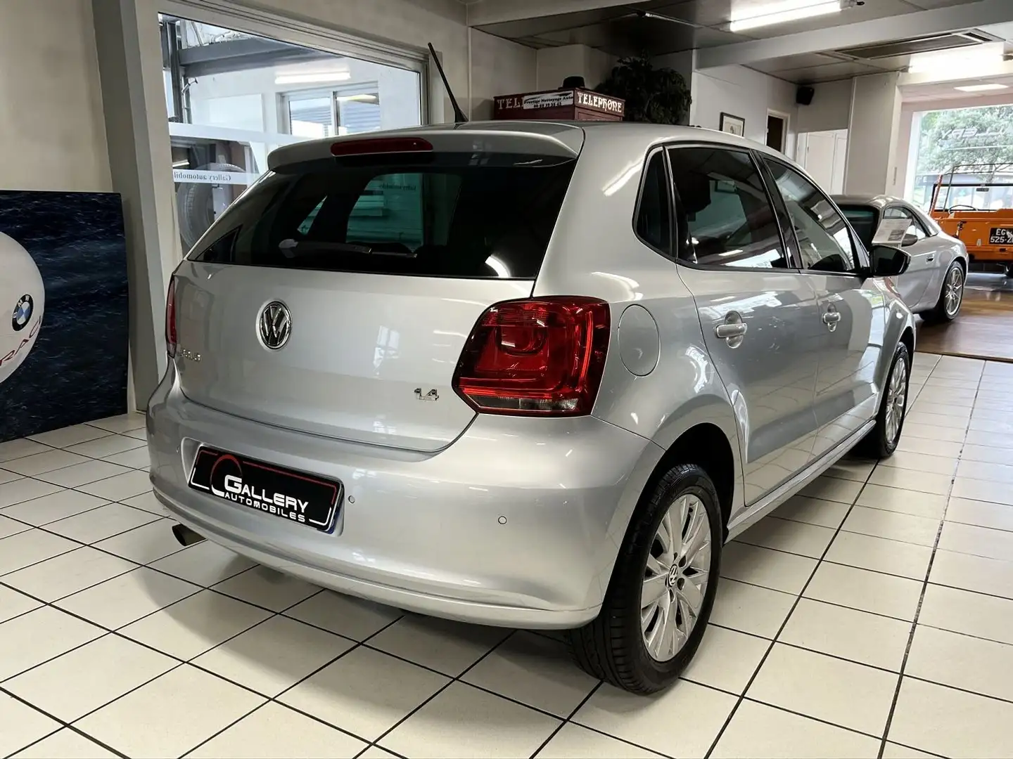 Volkswagen Polo 1.4 85CH MATCH 2 DSG7 5P Gris - 2