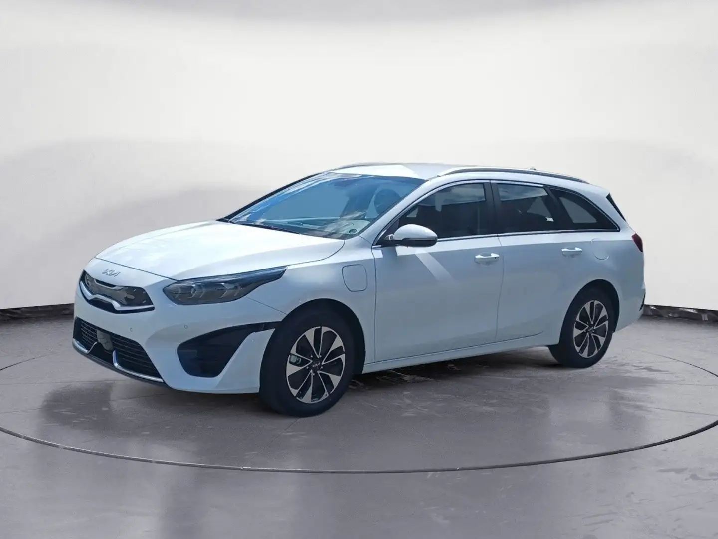 Kia Ceed SW / cee'd SW Ceed Sportswagon PHEV 1.6 Spirit Plugin Hybrid Weiß - 2