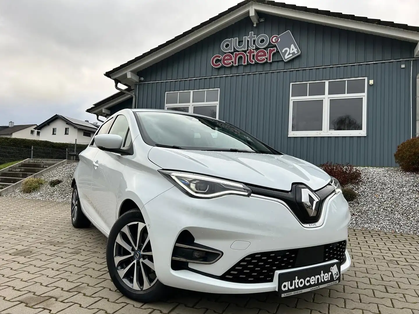 Renault ZOE Intens°52 kWh°CCS°BOSE°Kamera°Winterpaket° Weiß - 1
