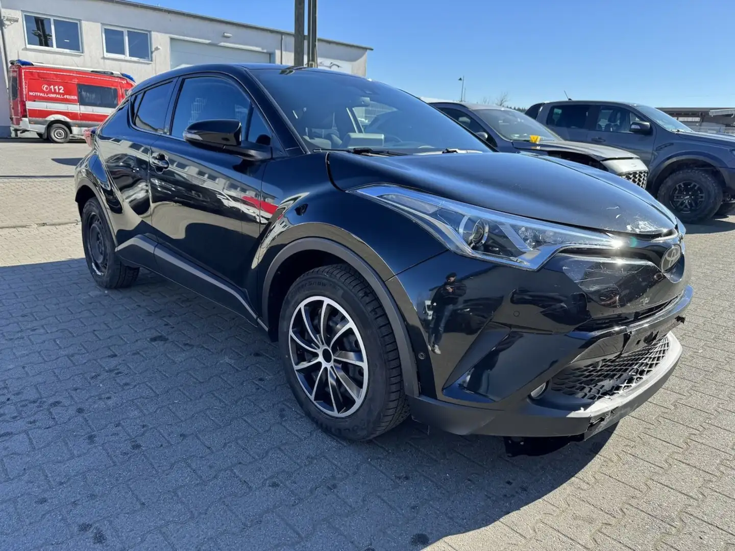 Toyota C-HR Team D, 1.2 Benzin, Euro 6, AHK, Klima Schwarz - 2