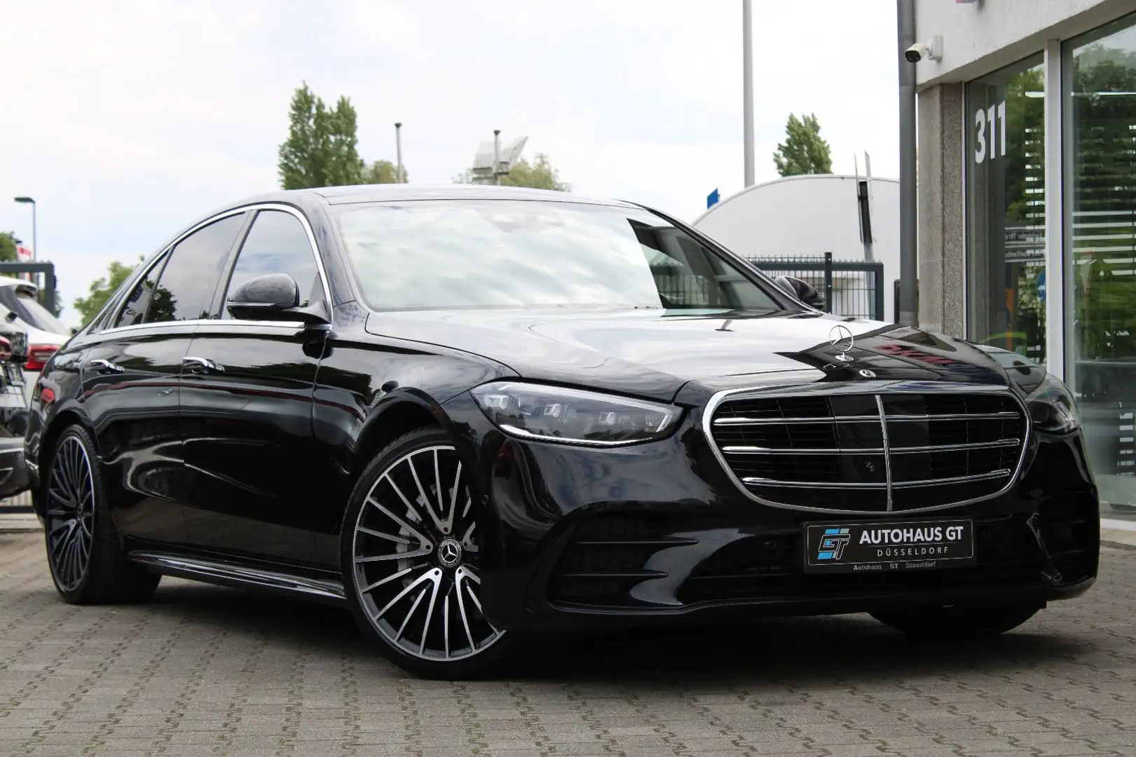 Mercedes-Benz S 400 d 4M/AMG/Night/Pano/HuD/ACC/Airmatic/360°Ka Schwarz - 1