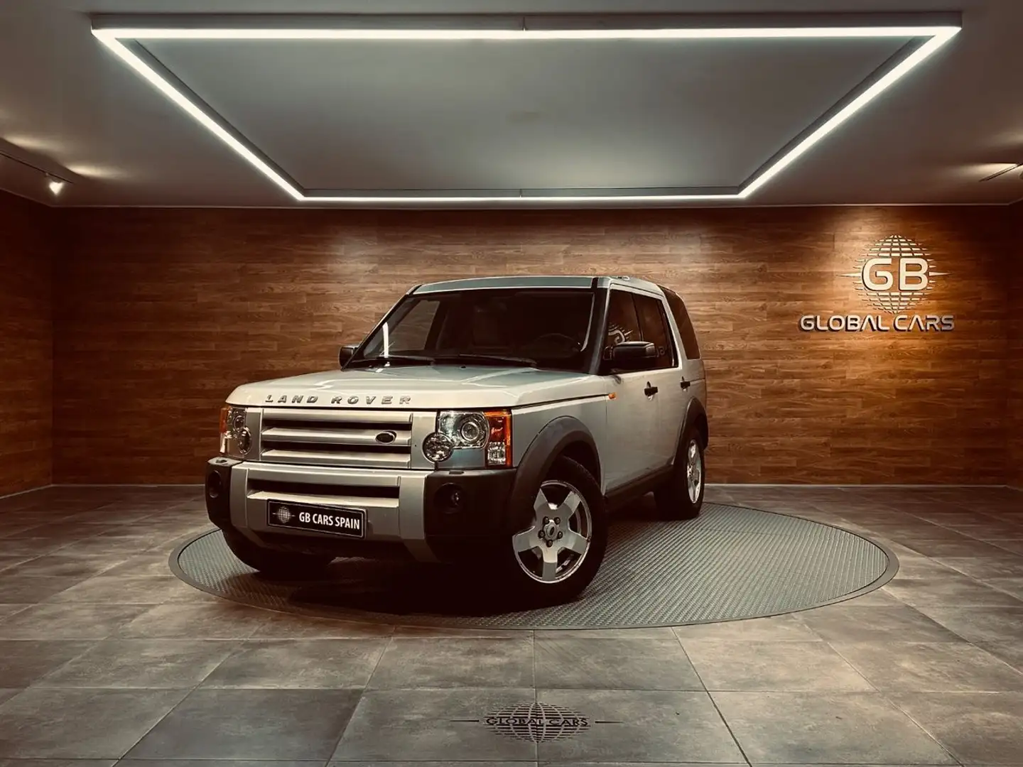 Land Rover Discovery 2.7 TDV6 HSE Gris - 1