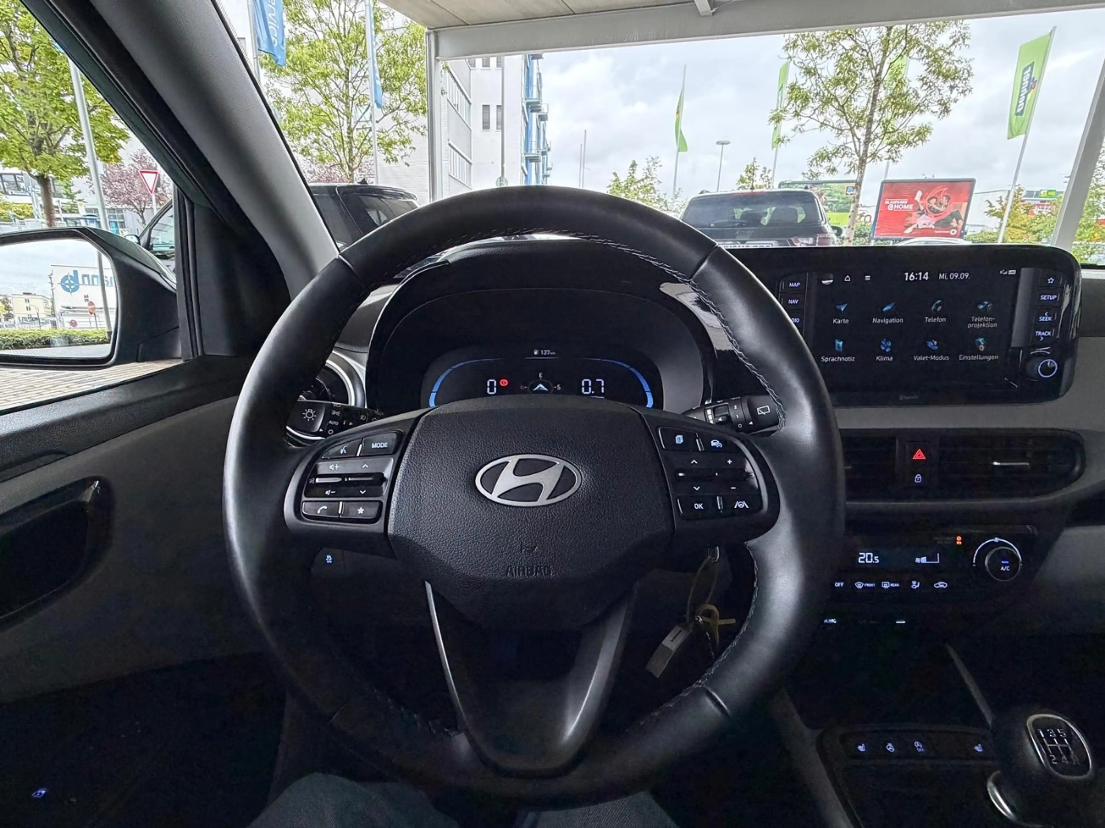 Hyundai i10 1.2 Prime Facelift Fernlichtass. Kam. KlimaA — photo 13