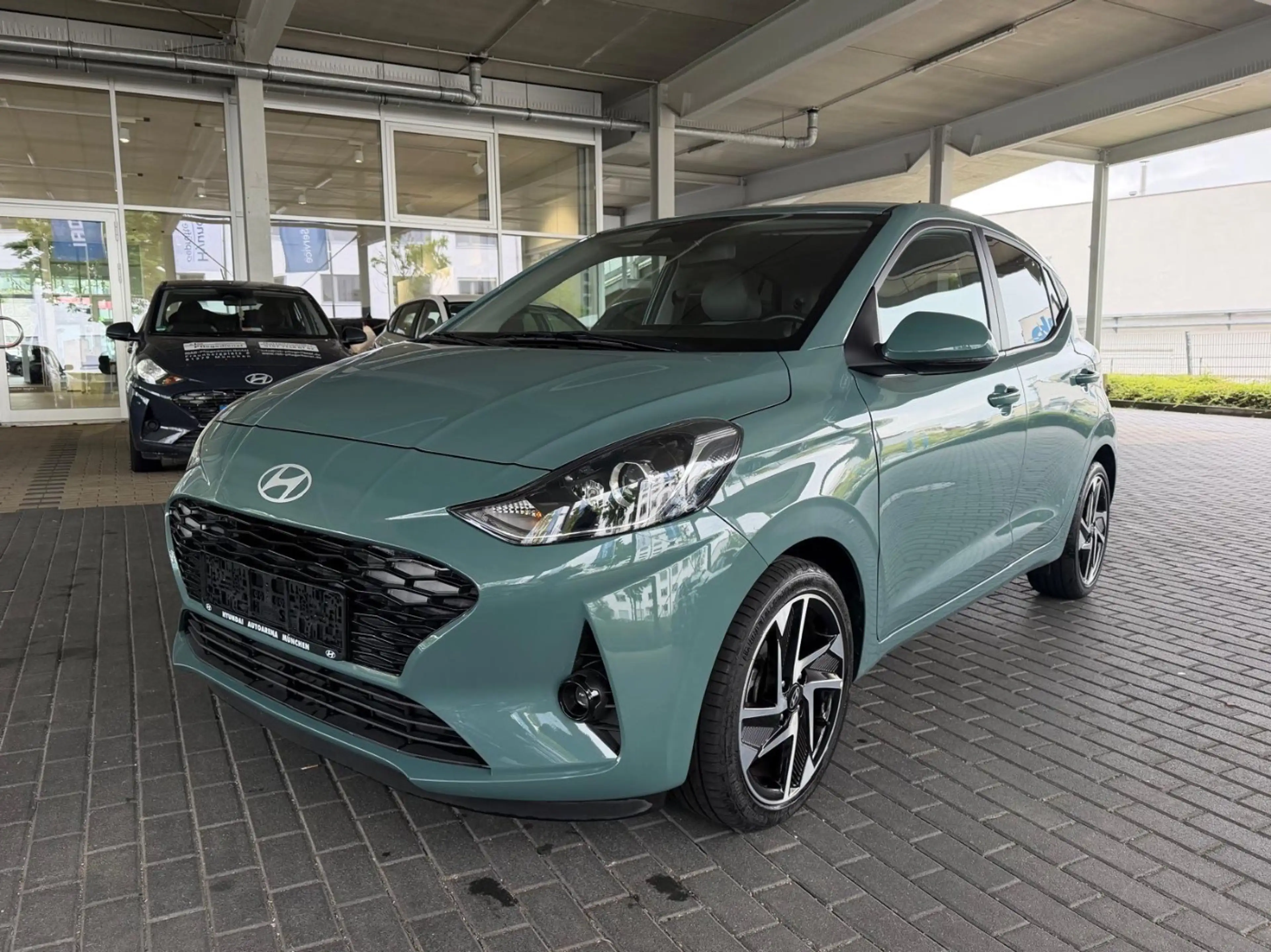 Hyundai i10 1.2 Prime Facelift Fernlichtass. Kam. KlimaA — photo 2