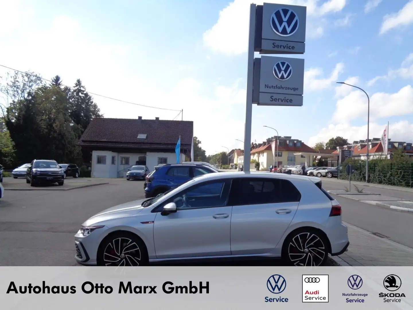 Volkswagen Golf VIII GTI 2,0 TSI DSG (DCC+LED+Navi+RearView) Argent - 1