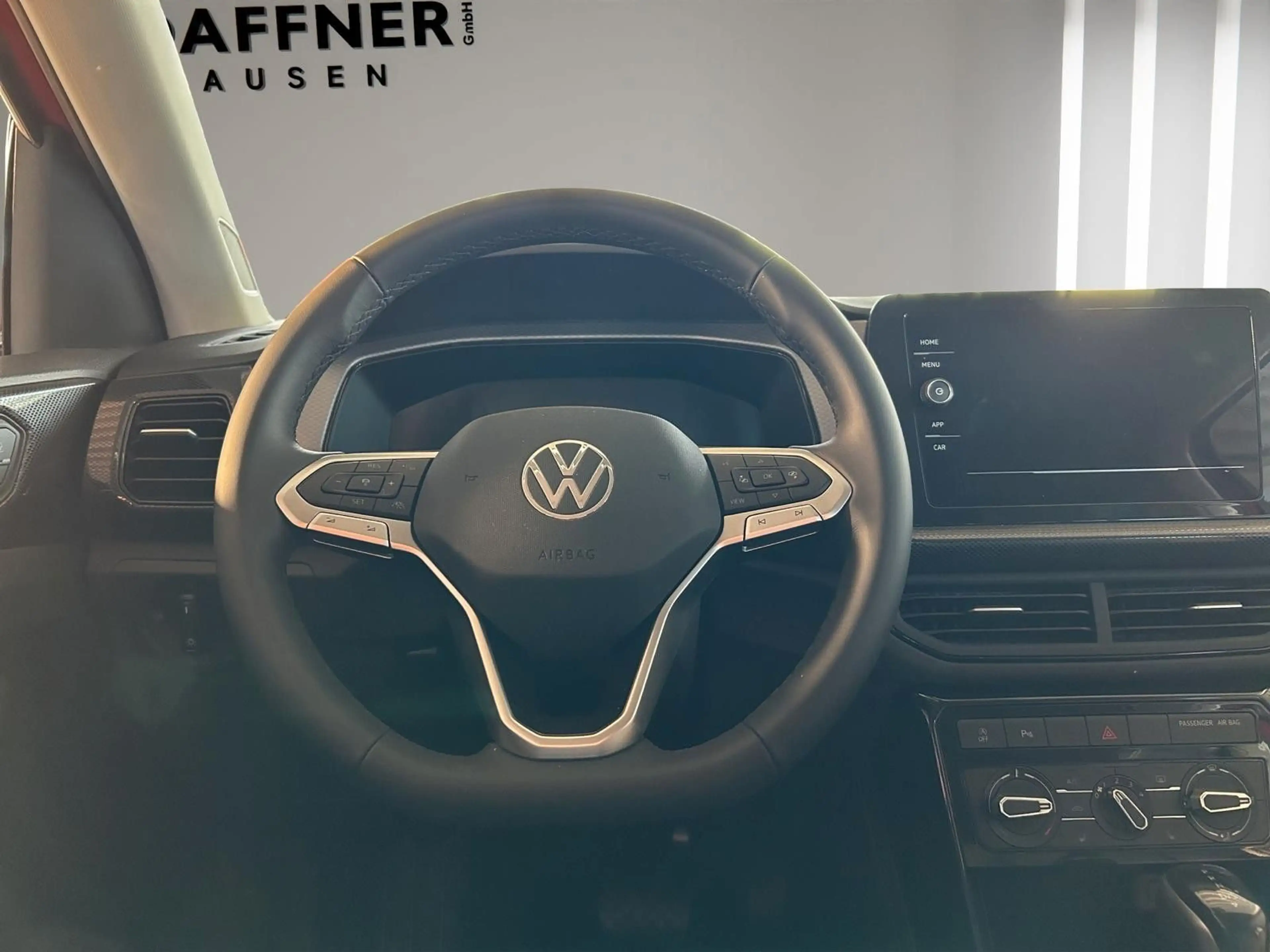 Volkswagen T-Cross 1.0 TSI OPF 85 kW DSG /SZHZG / PDC / LED — photo 11