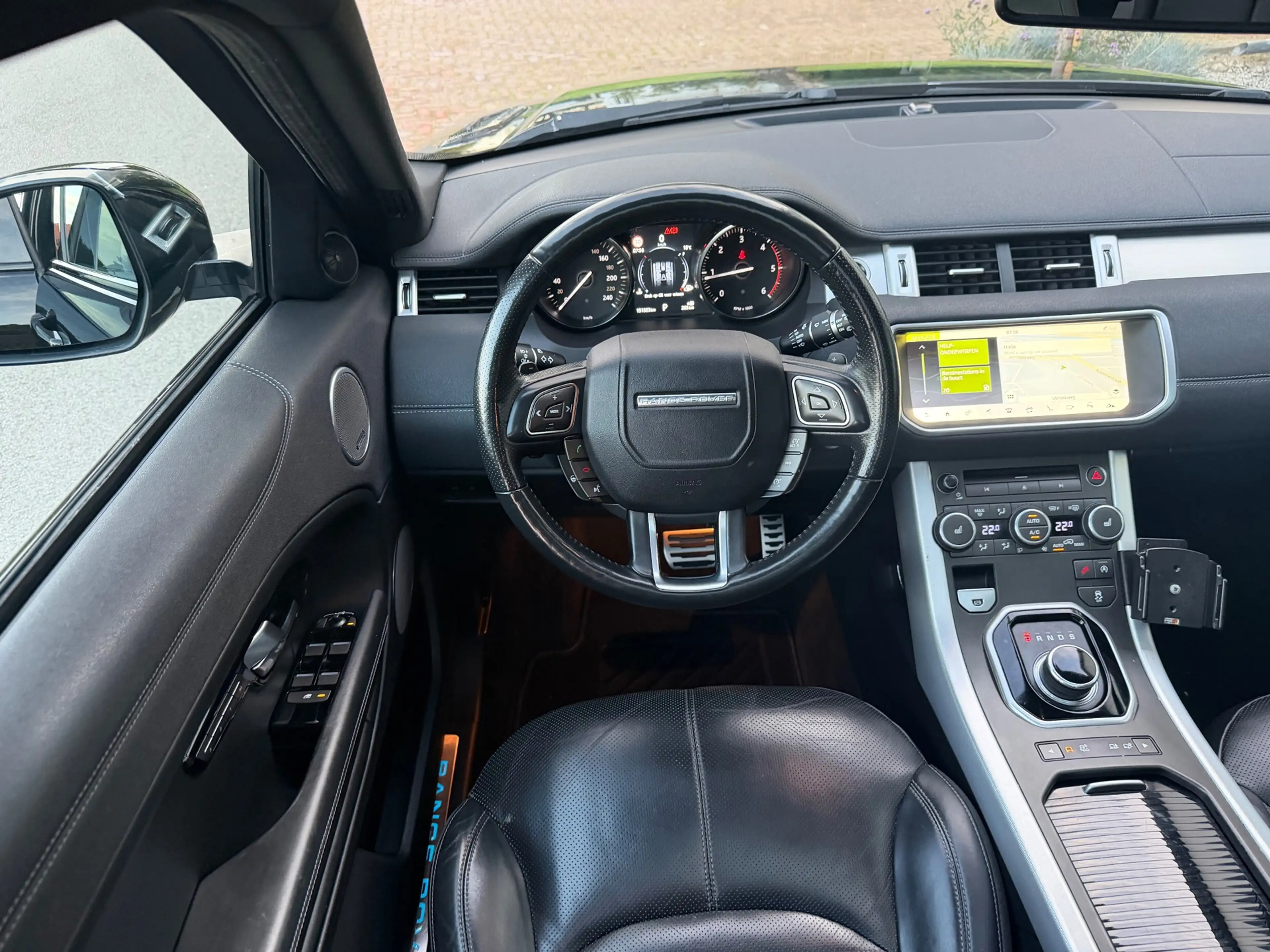 Land Rover Range Rover Evoque 2.0 TD4 Autobiography — photo 14