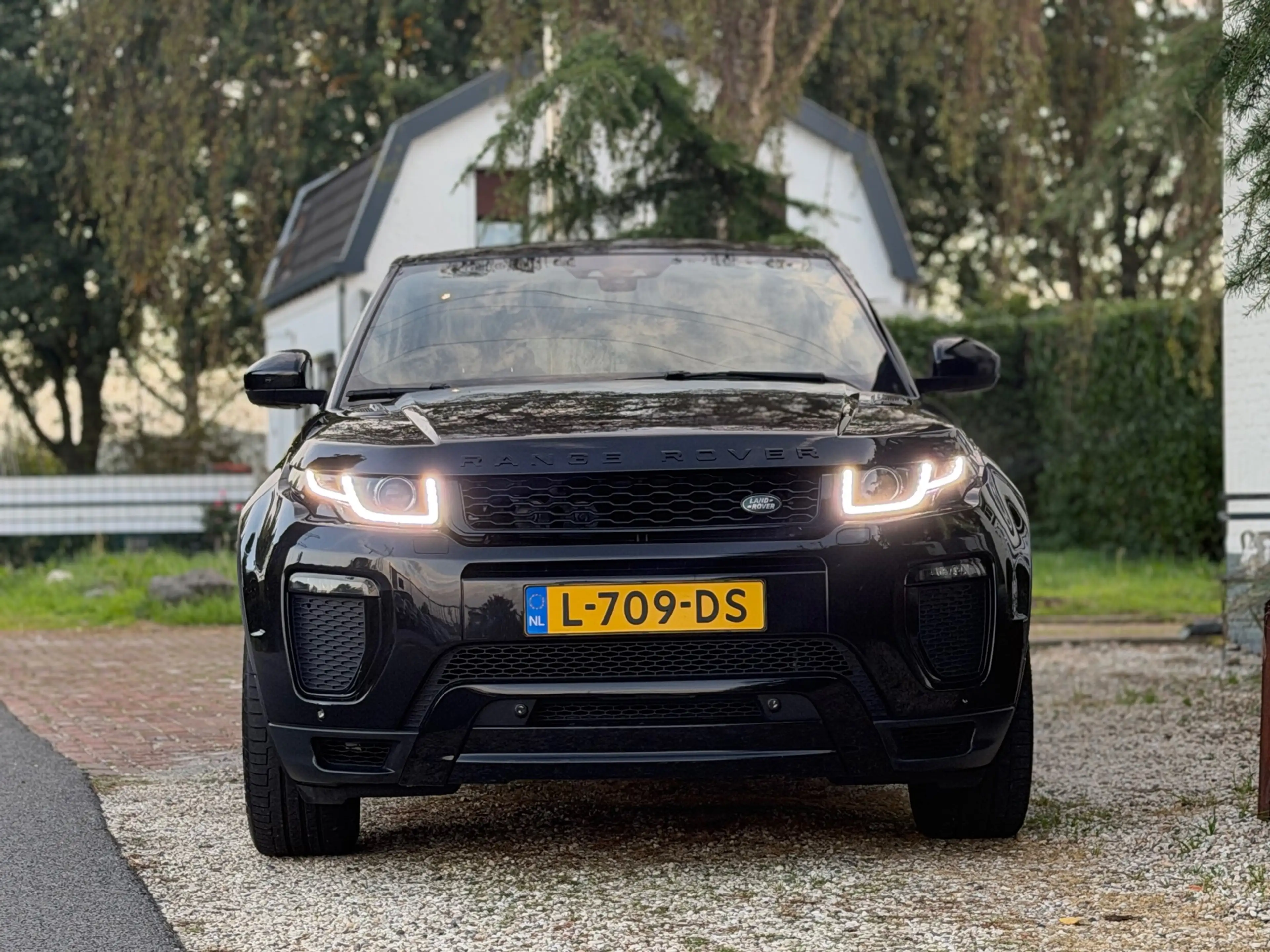 Land Rover Range Rover Evoque 2.0 TD4 Autobiography — photo 2