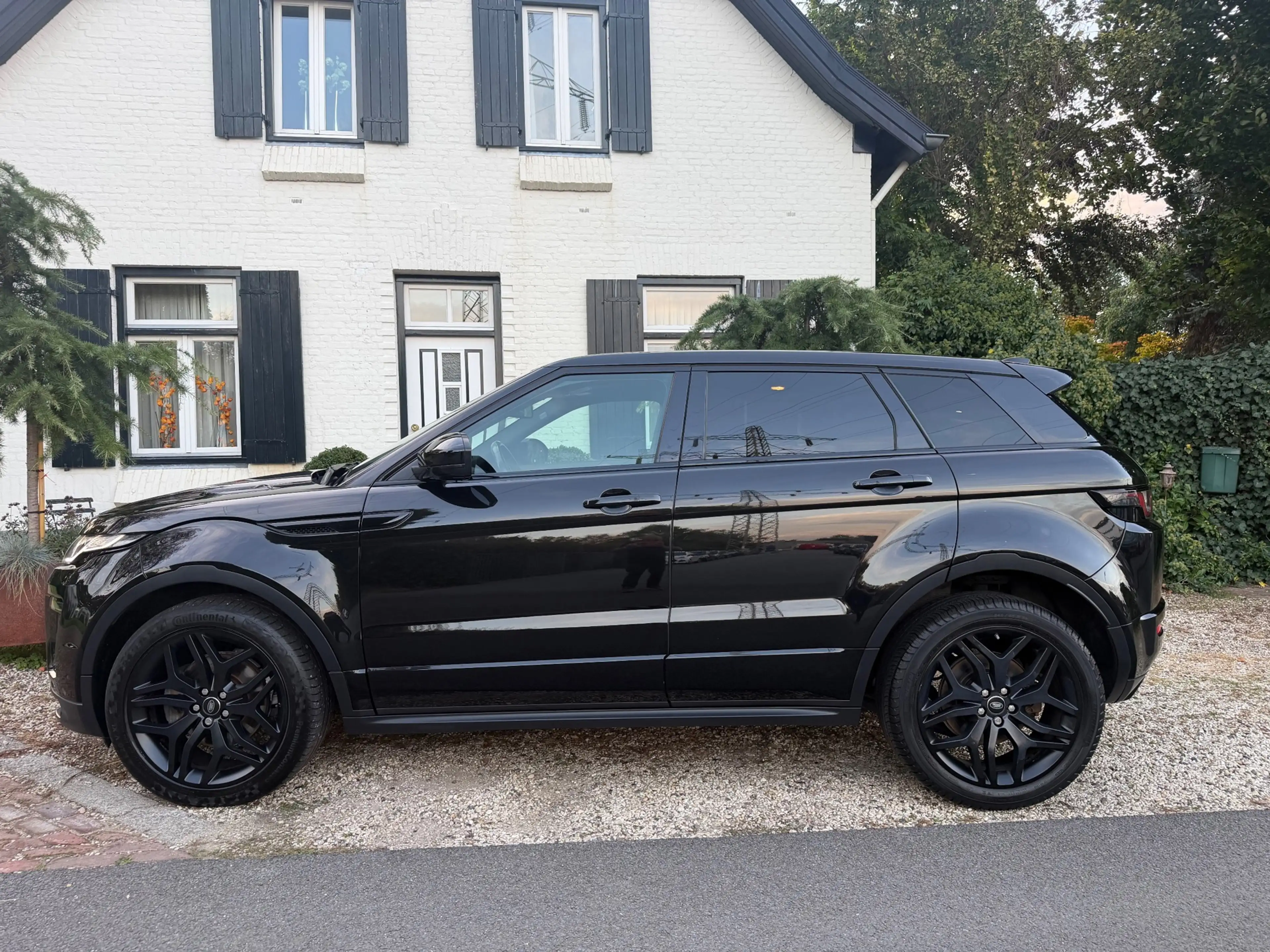 Land Rover Range Rover Evoque 2.0 TD4 Autobiography — photo 3