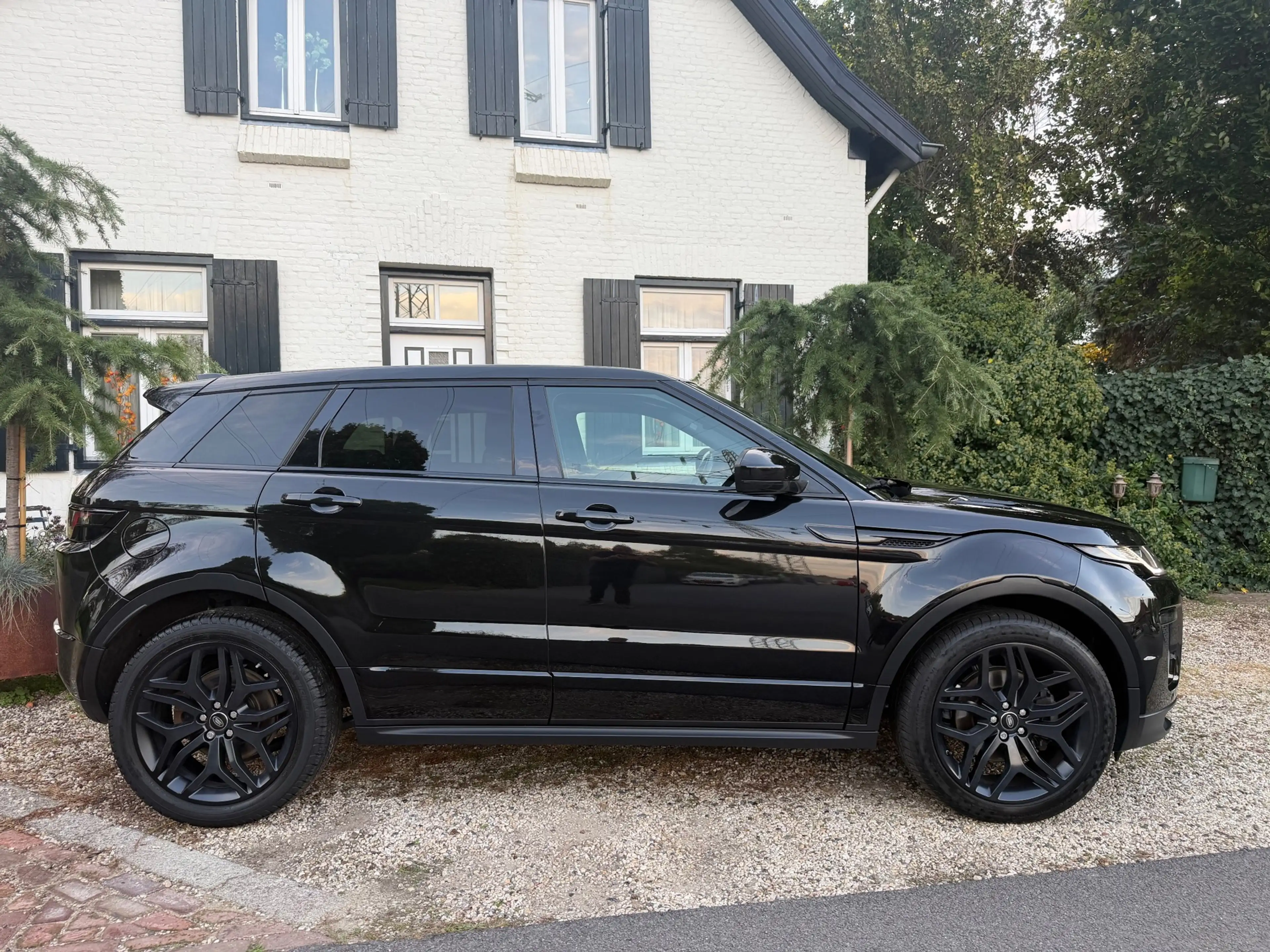 Land Rover Range Rover Evoque 2.0 TD4 Autobiography — photo 5