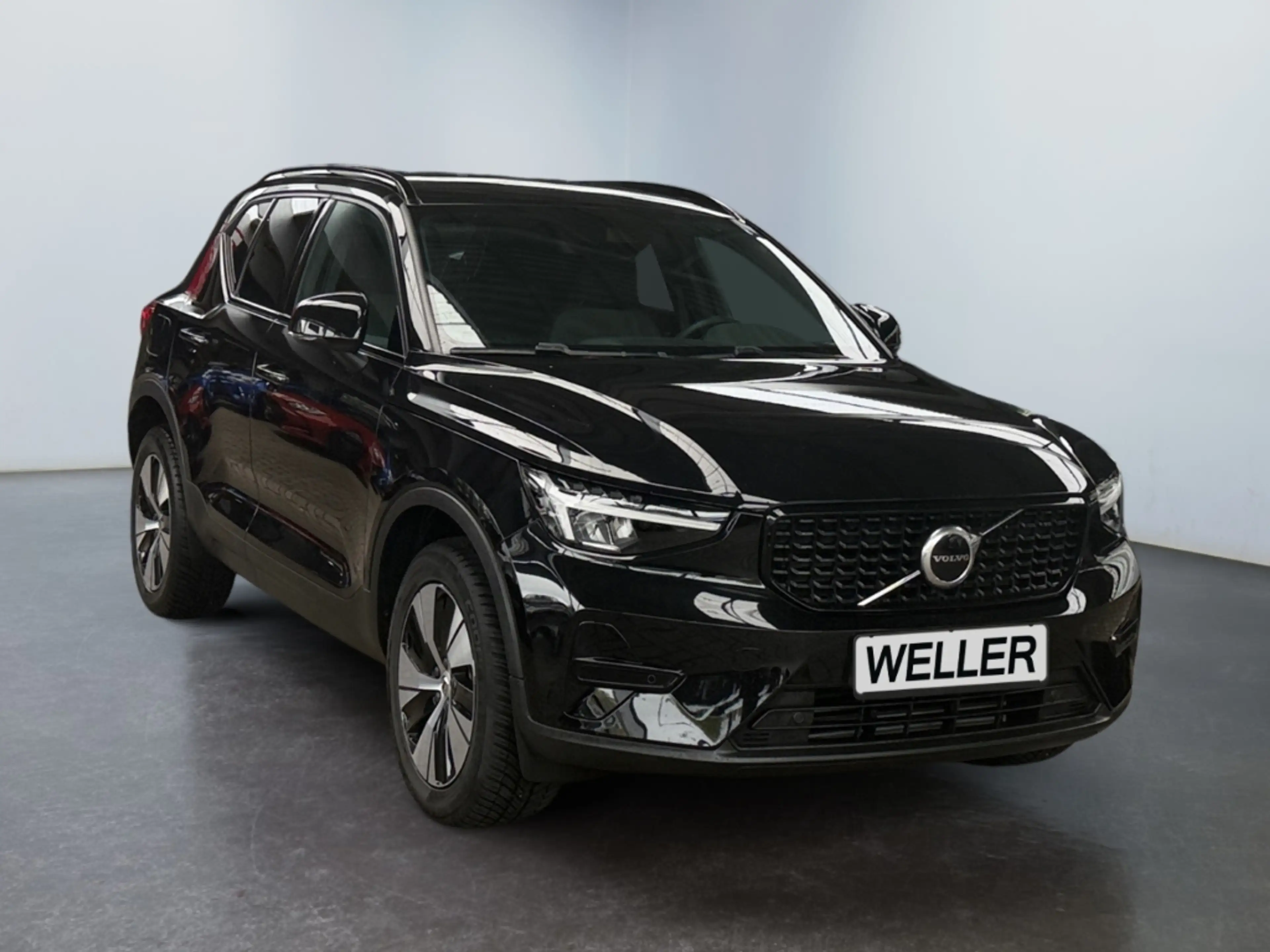 Volvo XC40 T2 Plus Dark *AUTOMATIK*NAVI*EL.SITZE*SHZ*KAMERA*P — photo 3