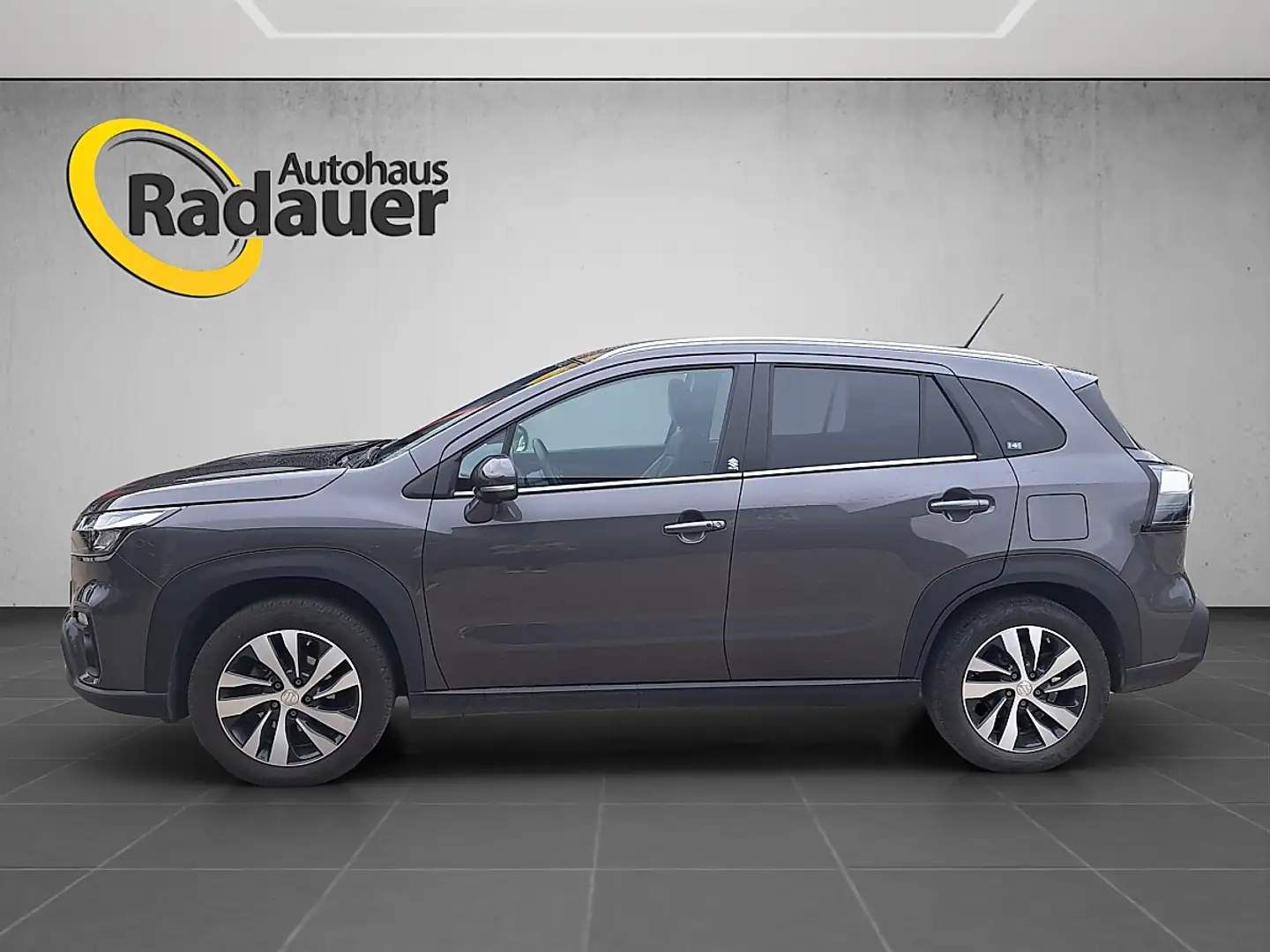 Suzuki SX4 S-Cross 1.6 ALLGRIP Flash Grau - 2