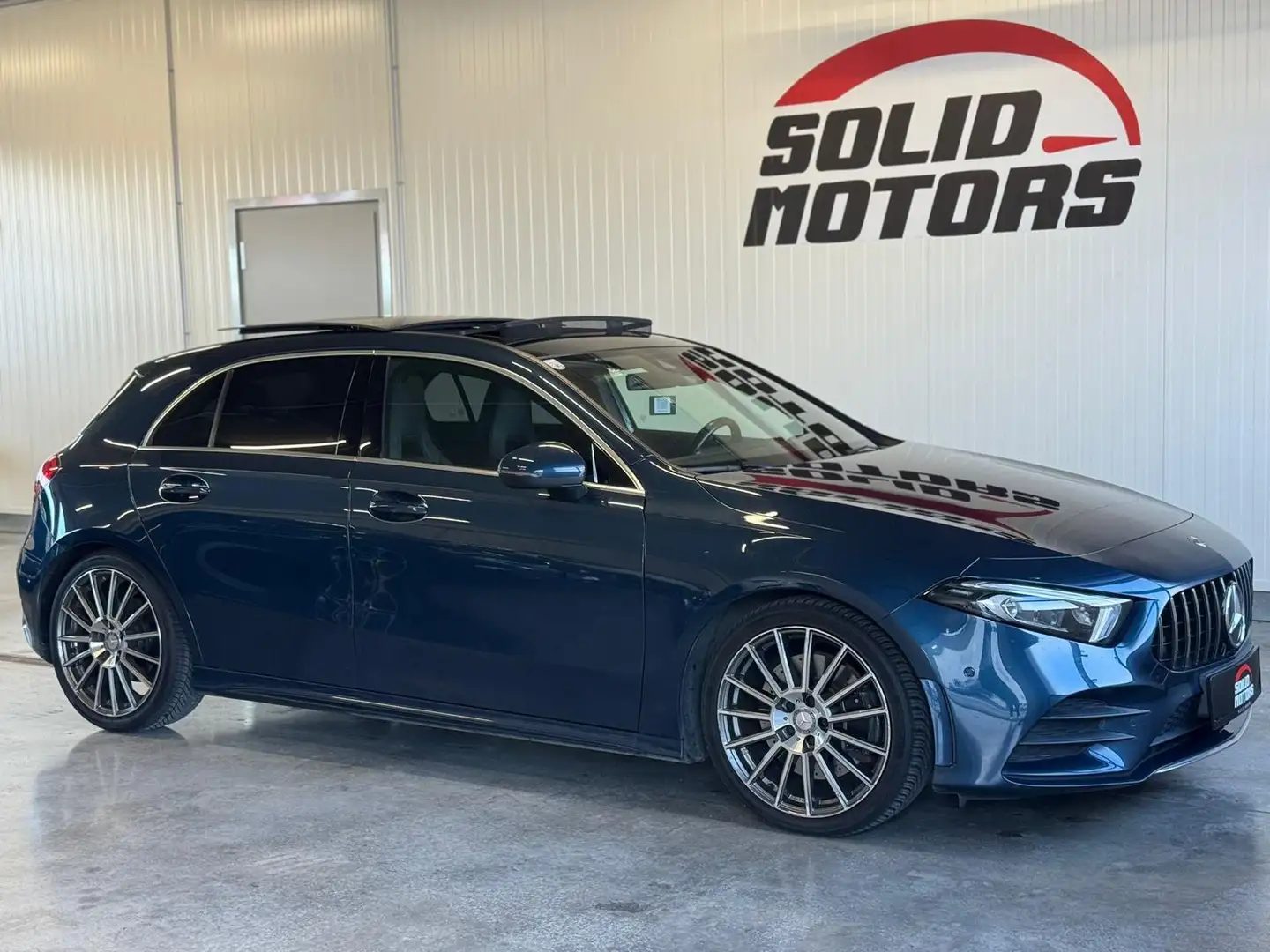 Mercedes-Benz A 250 A 250 4MATIC Aut./AMG-Paket/360°/ACC/Spurhalte Blau - 2
