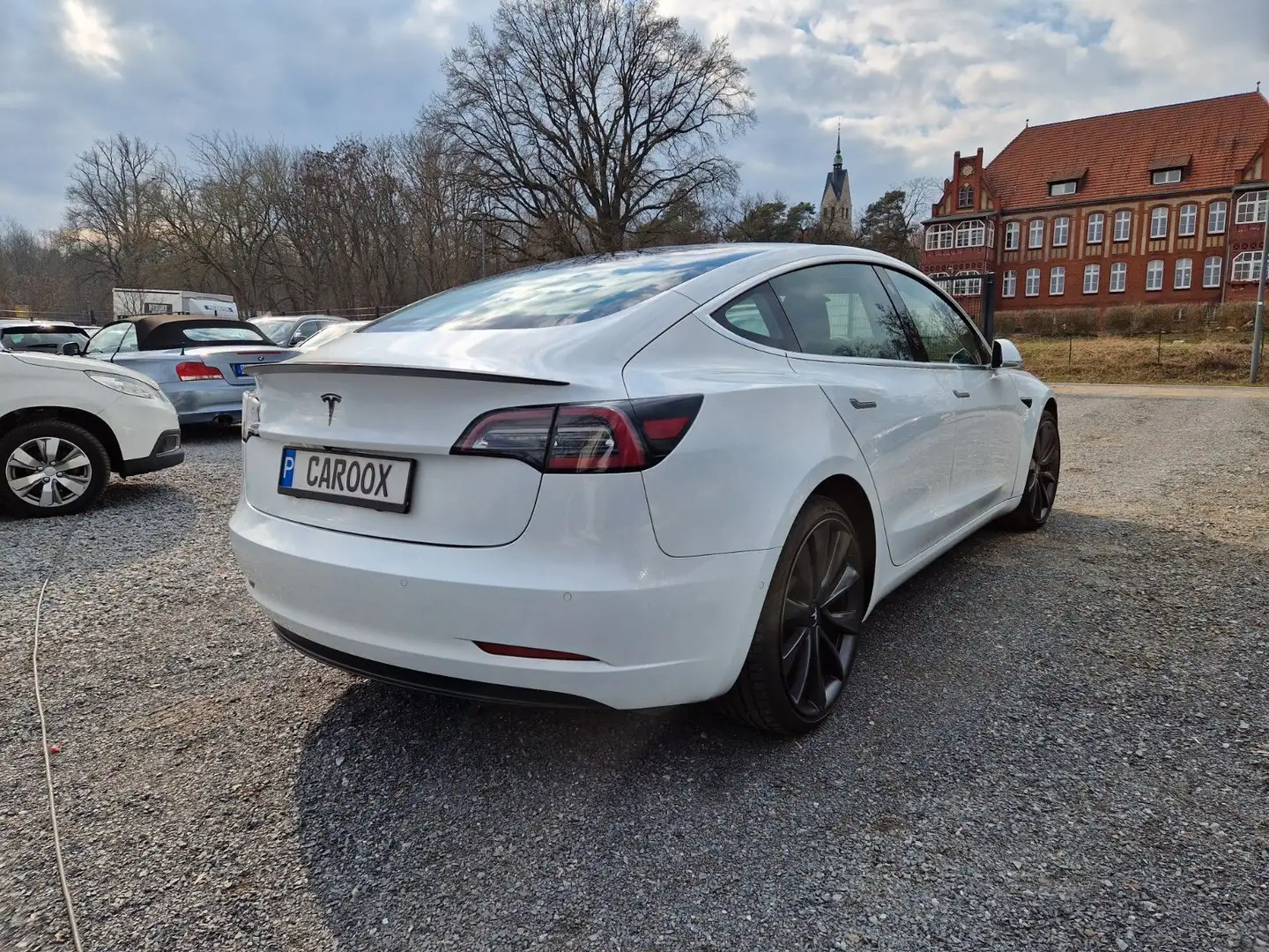 Tesla Model 3 Performance AWD FSD 8FACH 513PS Weiß - 2