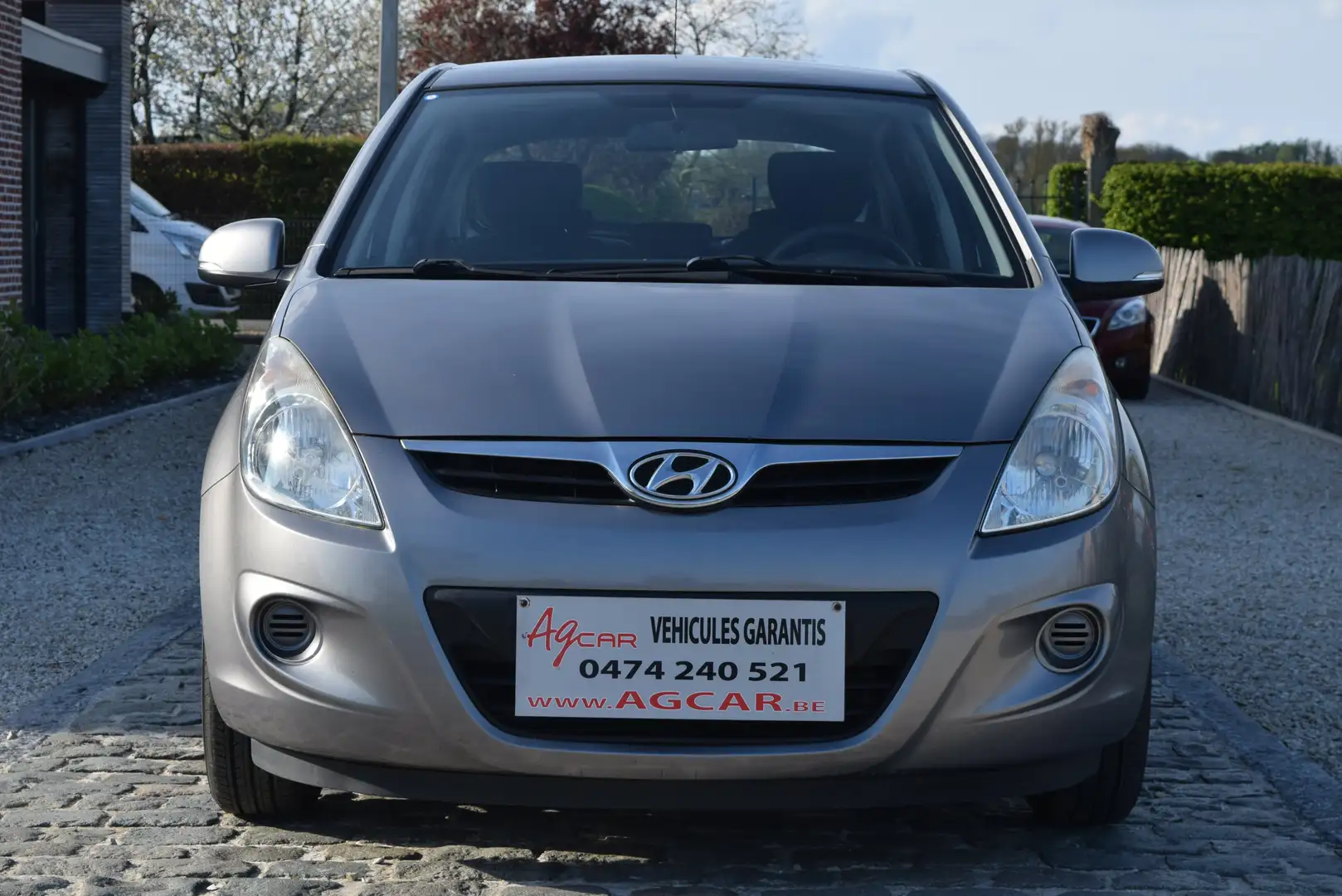 Hyundai i20 1.4i - GARANTIE 1 AN - 156,03€/mois* - AIRCO Gris - 2