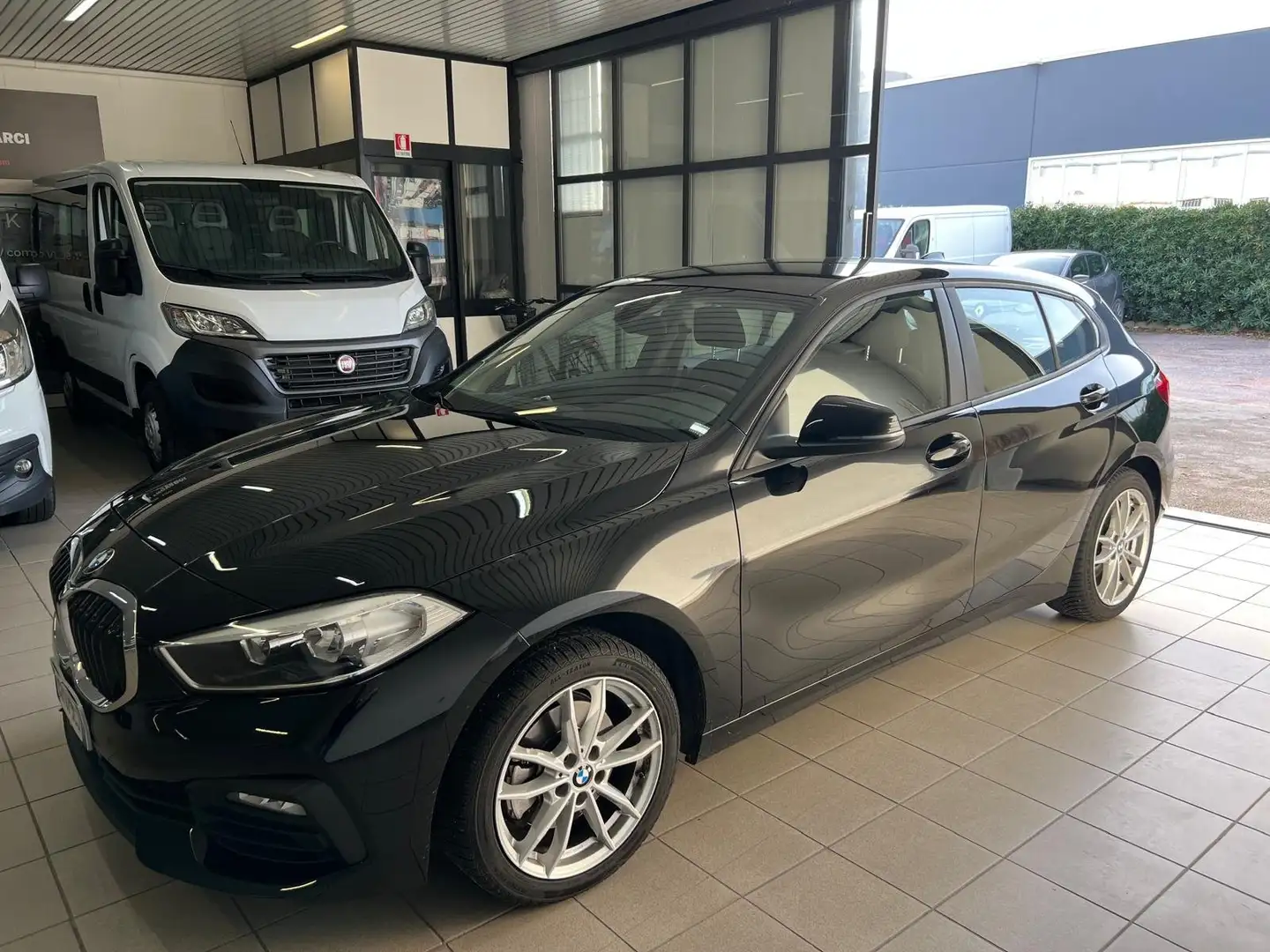 BMW 116 F40 116i Advantage KM 65.000 - PER NEOPATENTATO Noir - 2