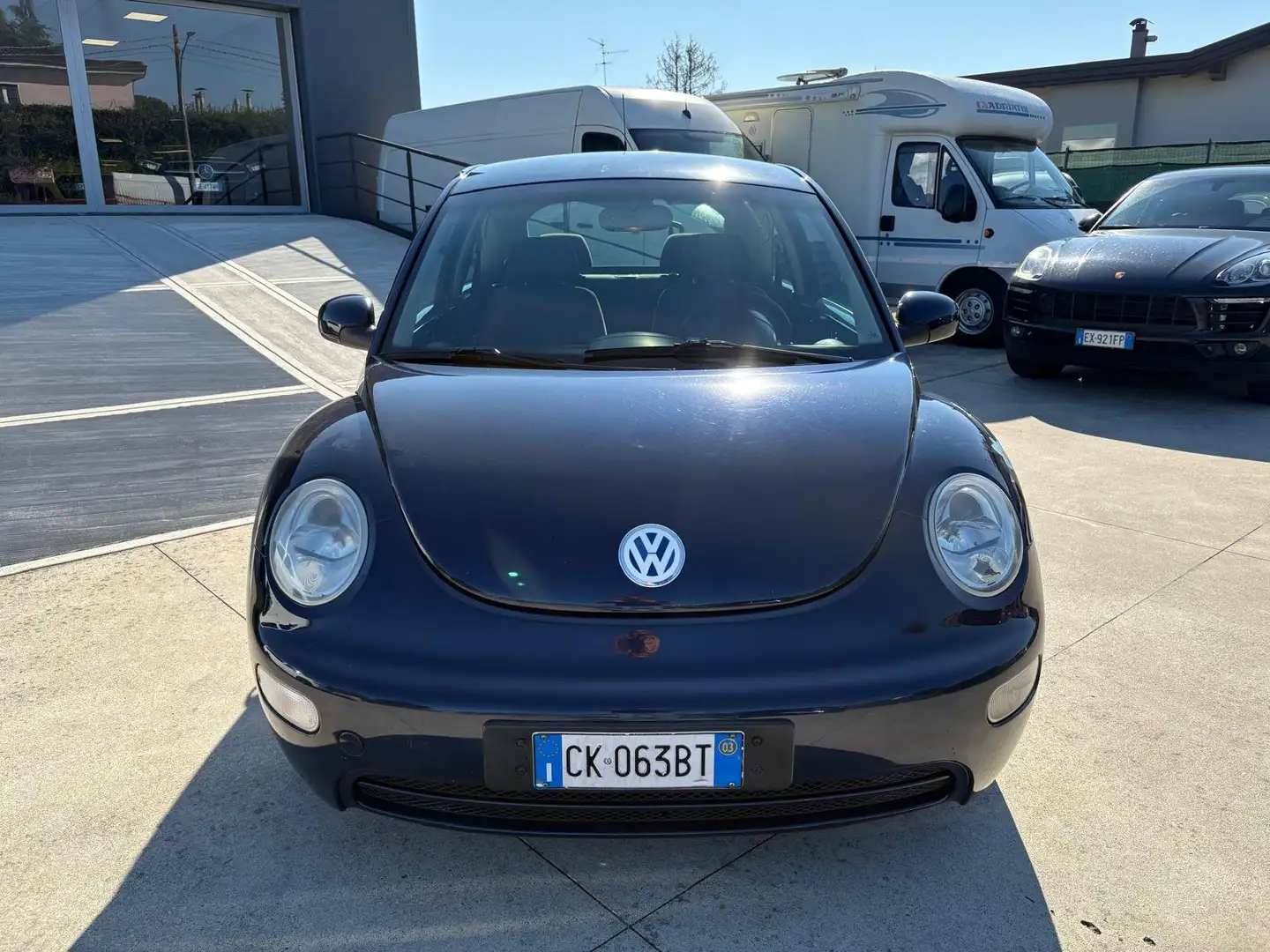 Volkswagen New Beetle 1.9 tdi 100 cv -Neopatentati- Blu/Azzurro - 2