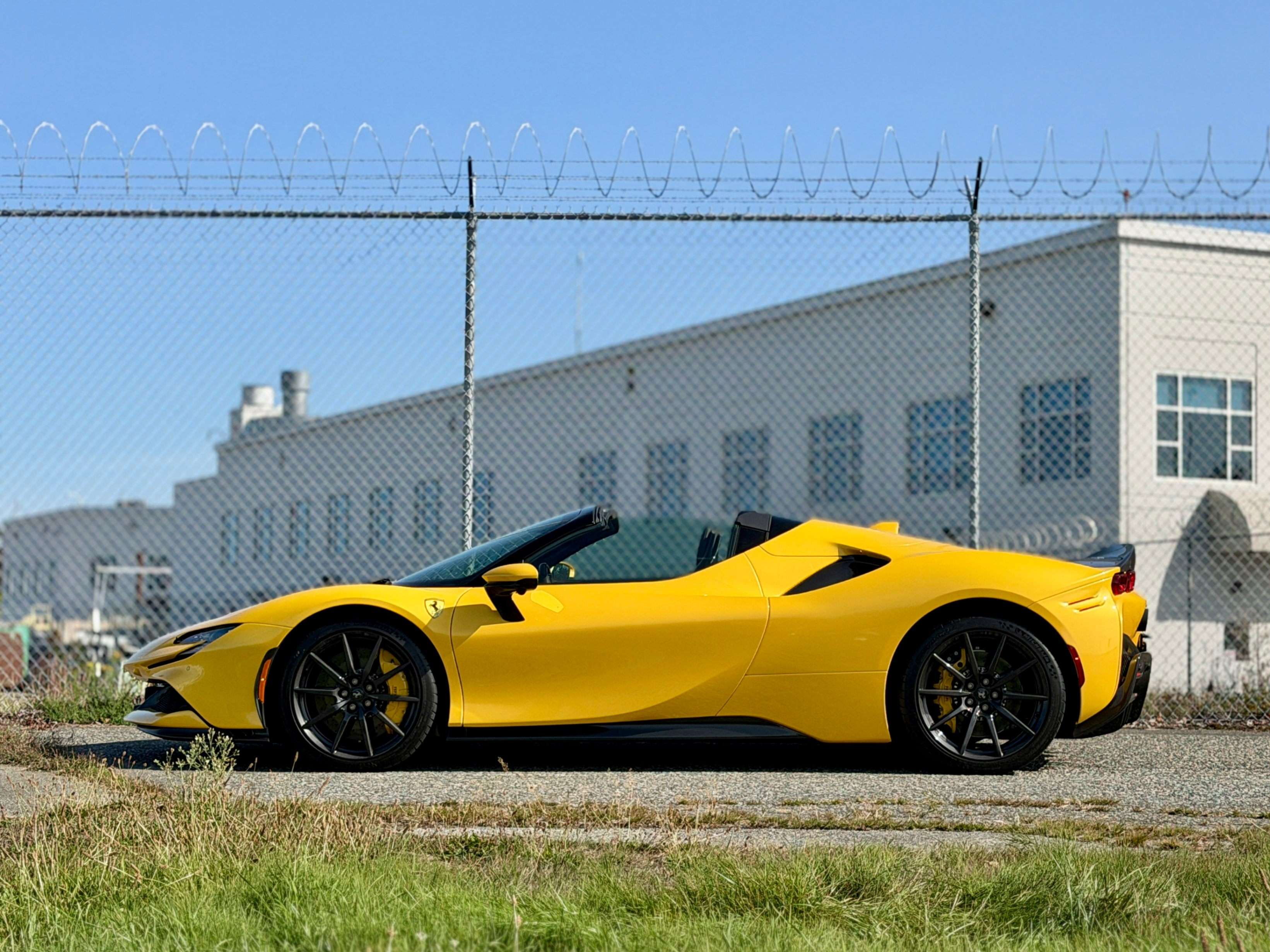 2024 Ferrari SF90 Convertible — photo 4