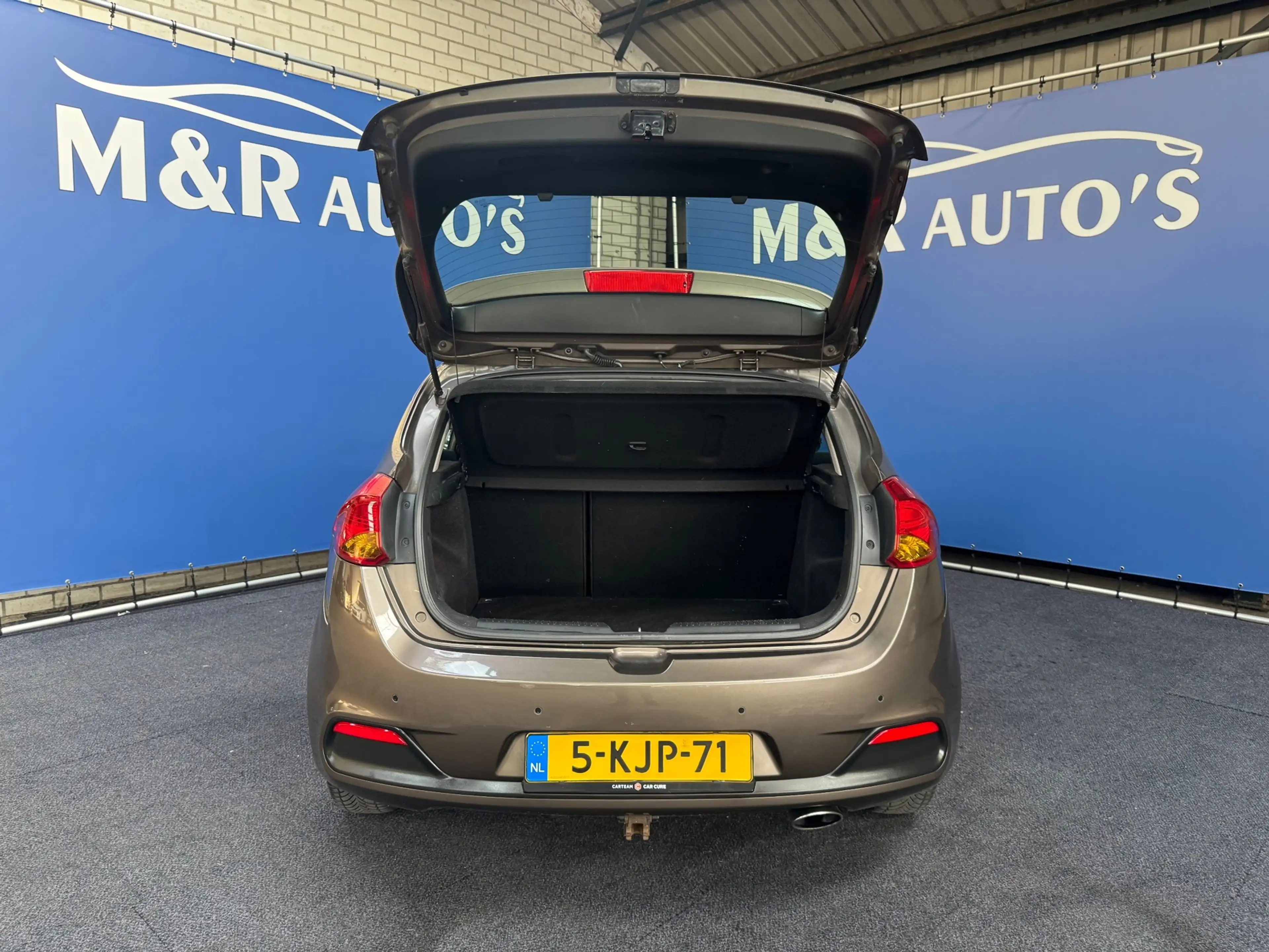 Kia Ceed / cee'd 1.6 GDI Business Pack Nieuwe APK — photo 11