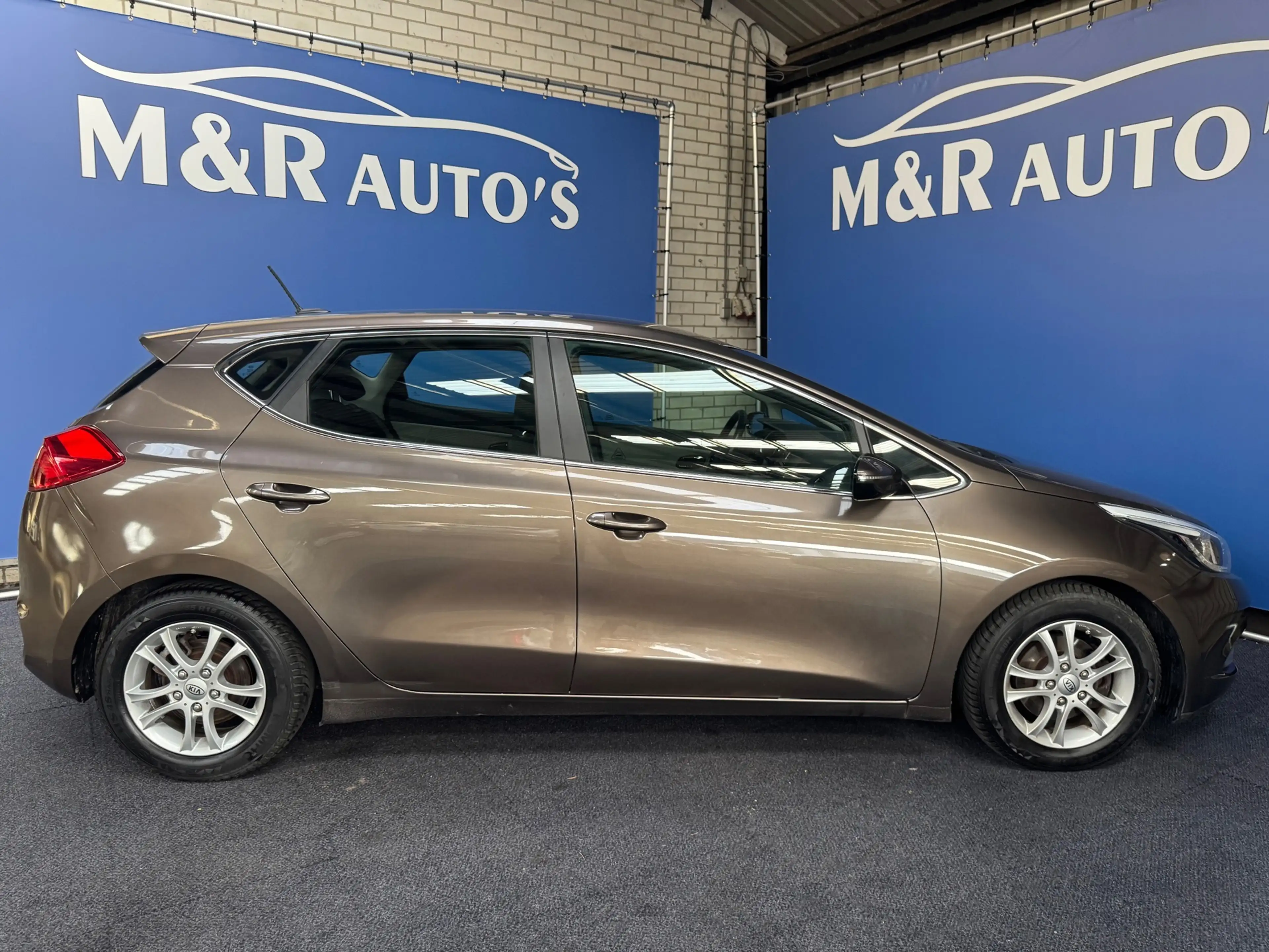 Kia Ceed / cee'd 1.6 GDI Business Pack Nieuwe APK — photo 6