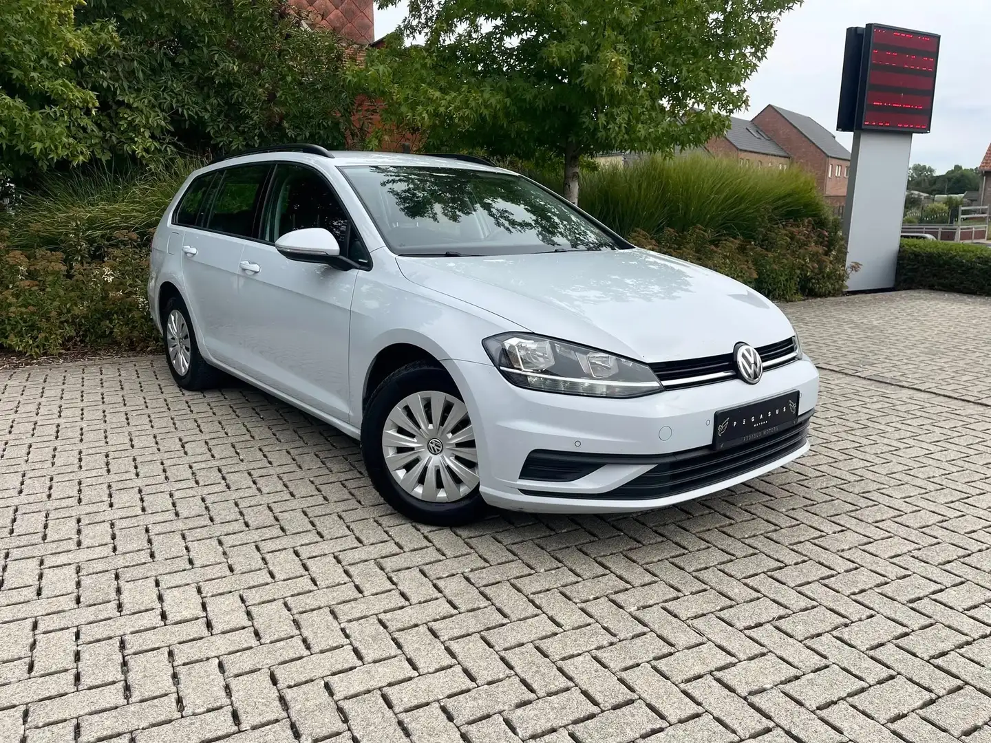 Volkswagen Golf Variant 1.6 - 2017/183.000km/Euro 6b - Manueel Blanc - 2