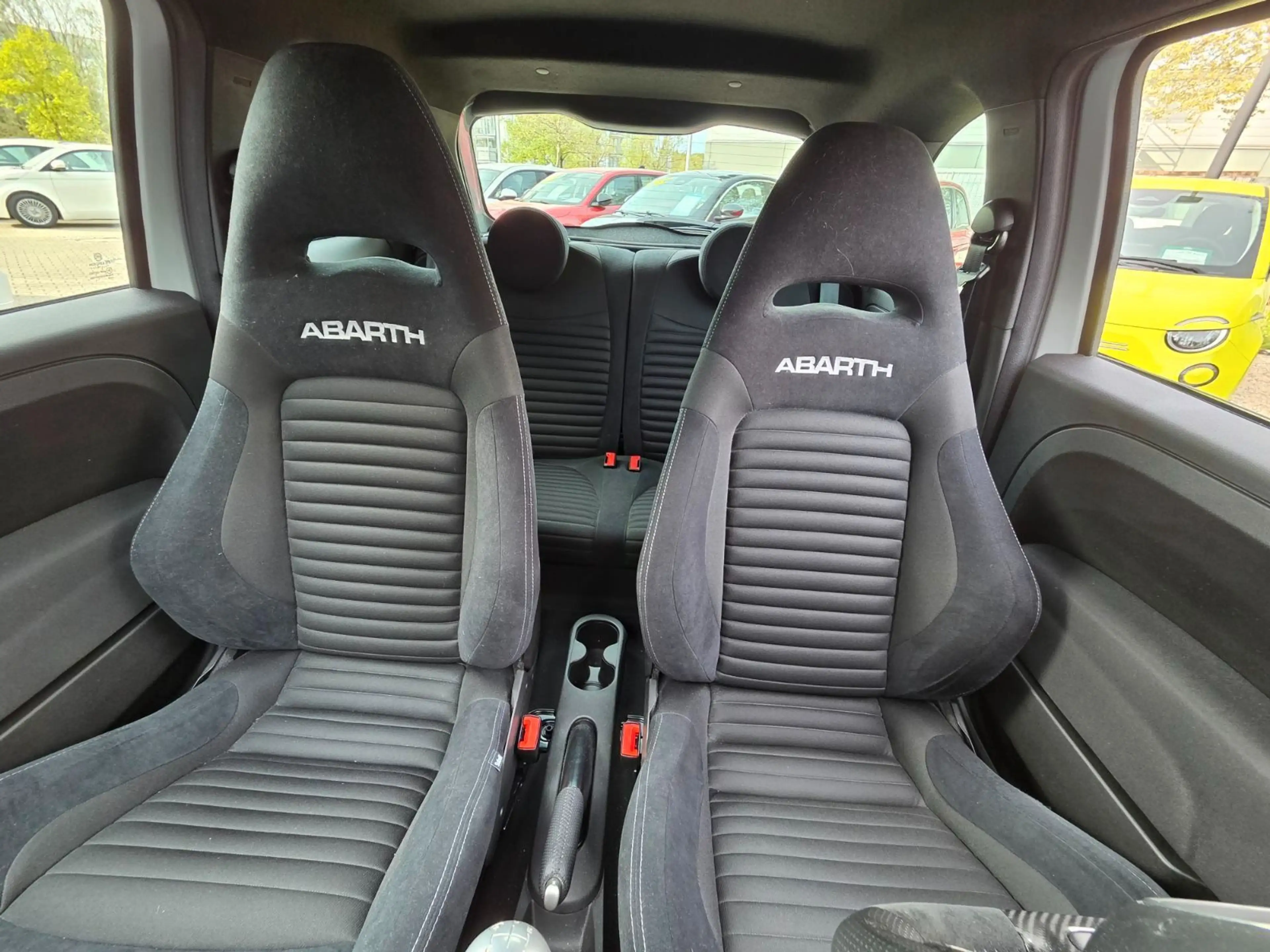 Abarth 695 1.4 T-Jet *Xenon+Beats+Sabelt+RecordMonza — photo 11