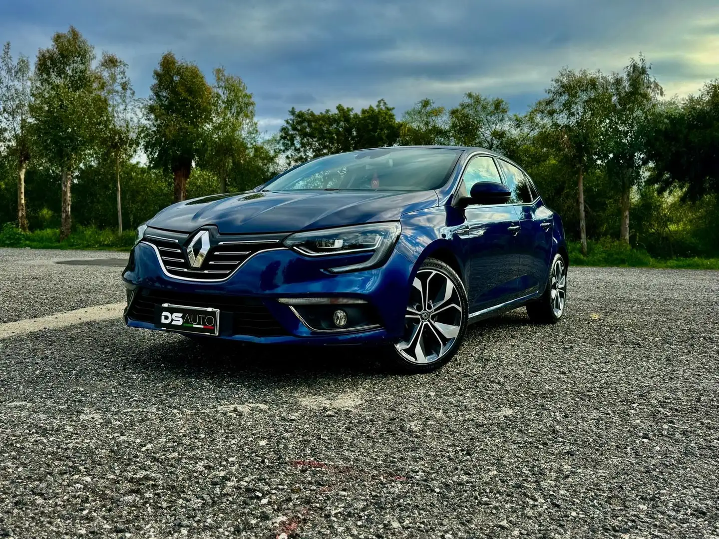 Renault Megane Megane IV 2016 1.3 tce Intens 160cv edc fap Blu/Azzurro - 1