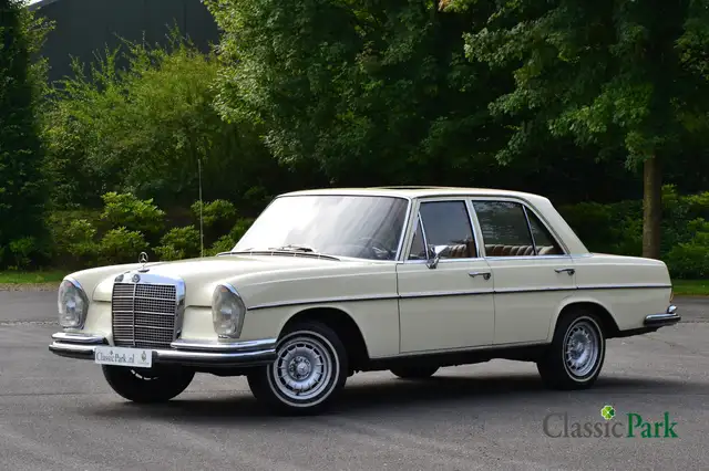 Mercedes-Benz 280 SE 3.5 V8