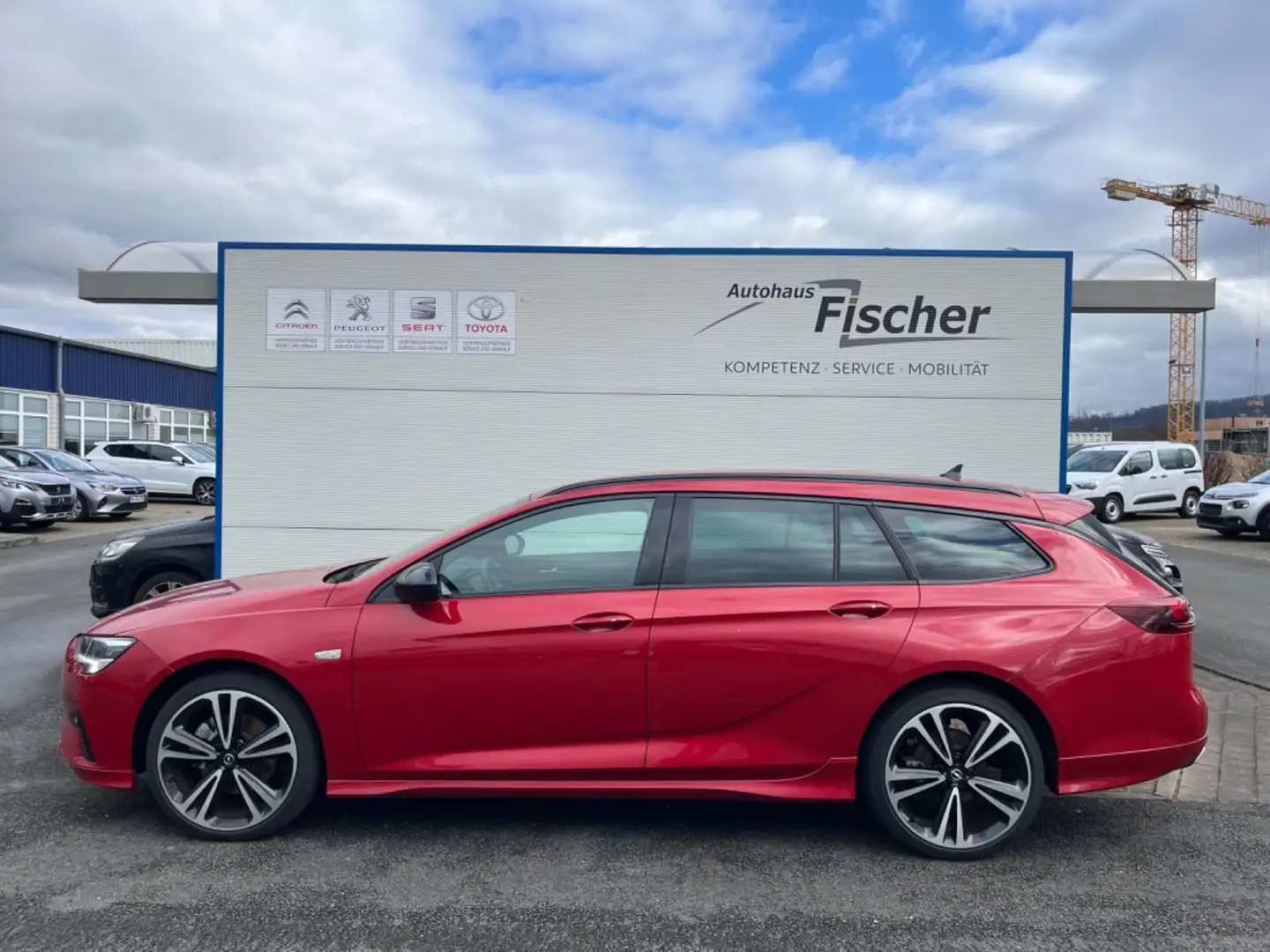 Opel Insignia B Sports Tourer Ultimate Rouge - 2