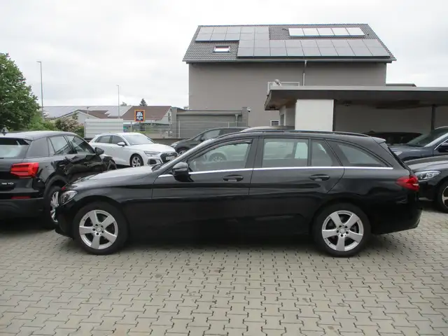 Mercedes-Benz C 220 d T NAVI LED SITZH TEMPOM PDC