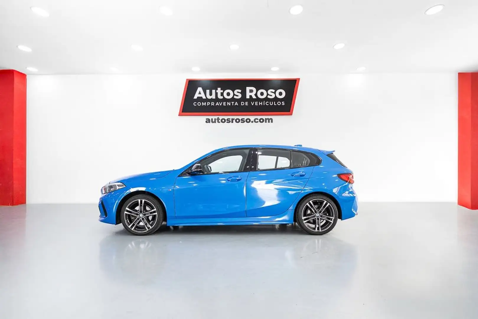BMW 116 116d Blau - 2