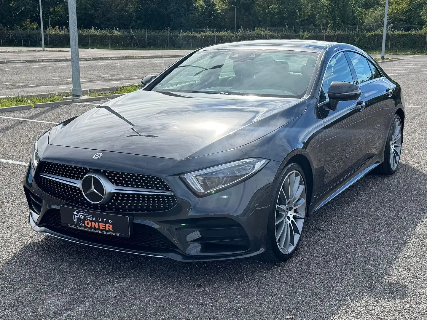 Mercedes-Benz CLS 400 d 4Matic*AMG Line*Burmester*Kamera* Grau - 2