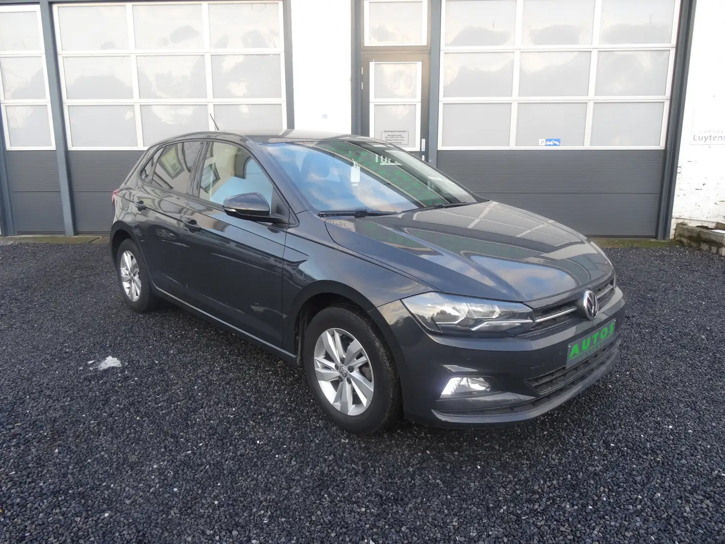 Volkswagen Polo 1.0 TSi Comfortline OPF DSG Grijs - 2