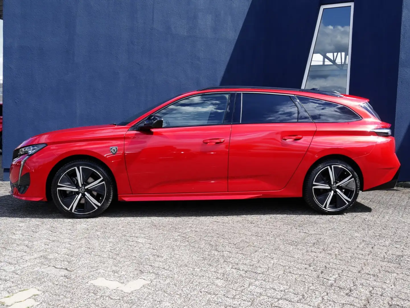 Peugeot 308 SW GT 130 PT Auto+Kamera 360+Sitzheizung+LED Rouge - 2