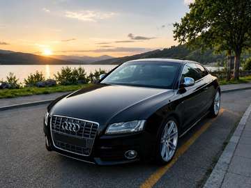Coupé 4,2 FSI V8 quattro Aut.