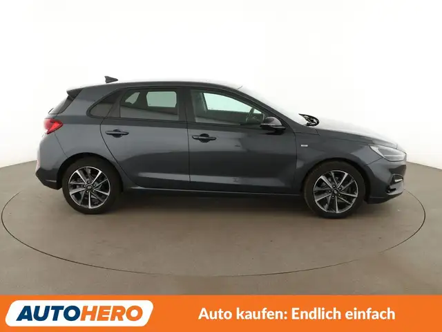 Hyundai i30 view 7